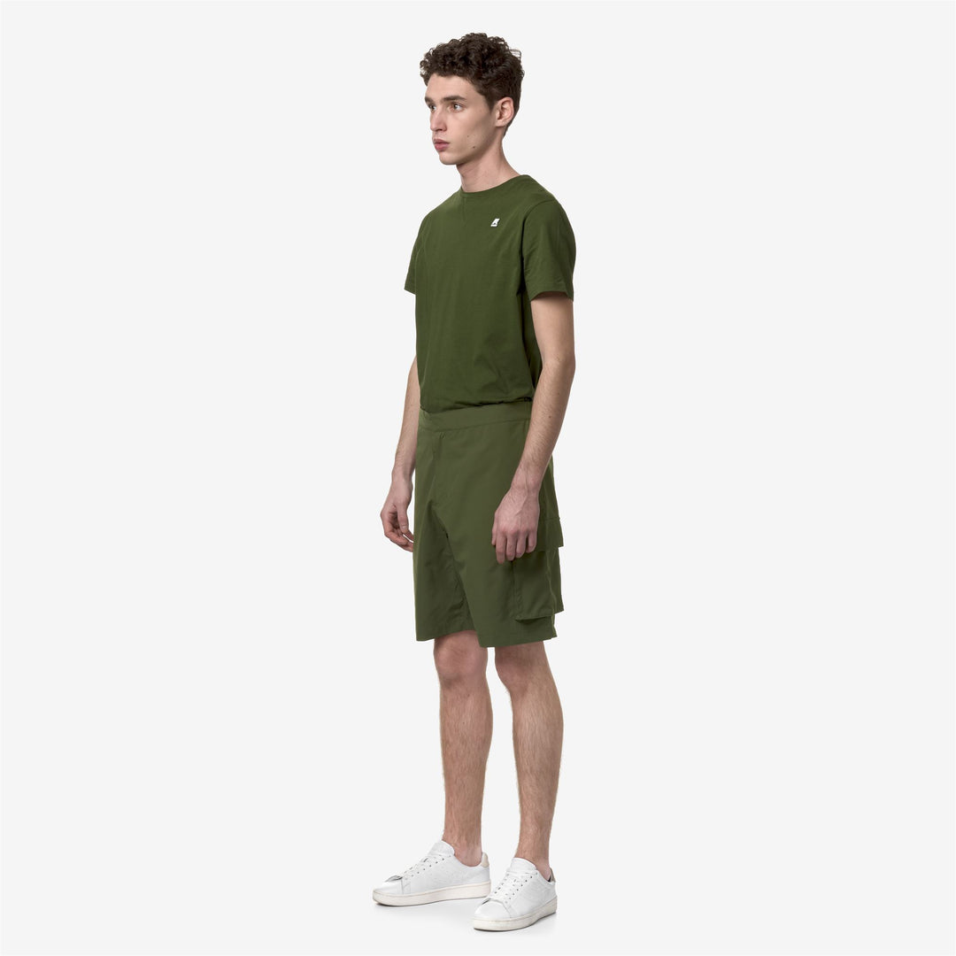 BASTYEL - Shorts - Cargo - MAN - GREEN CYPRESS