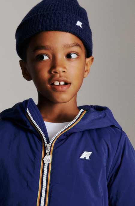 K-way: Même design, format réduit. De nombreuses pièces emblématiques de K-Way reviennent en version mini,...