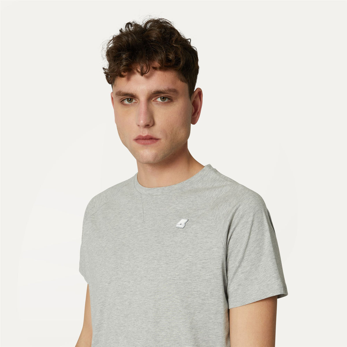 T-Shirts & Top_MAN_EDWING_T-Shirt_GREY MEL - Commercial 7