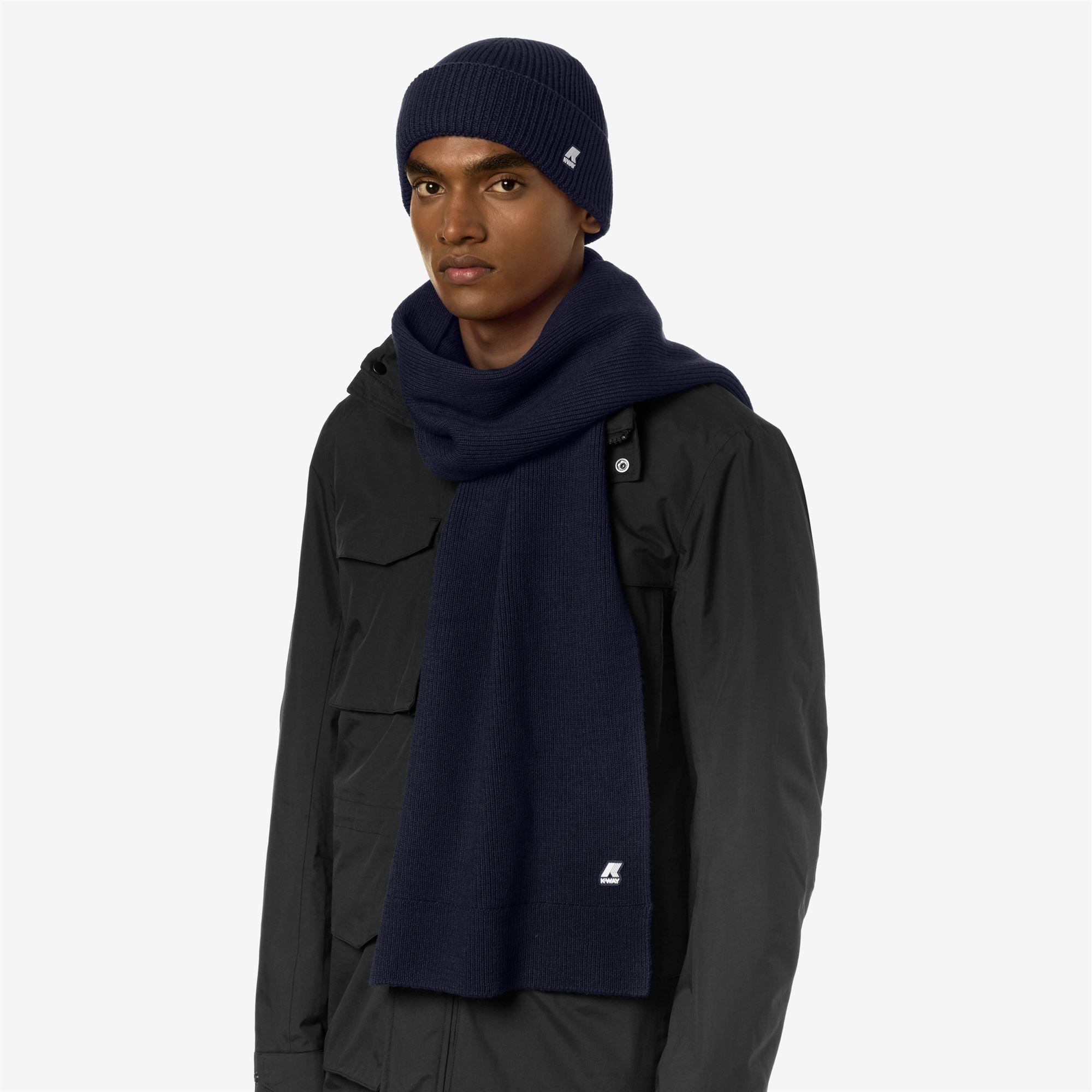 Scarves_Unisex_ETIENNE CARDIGAN STITCH WOOL_Scarf_Blue Depth - Commercial 4