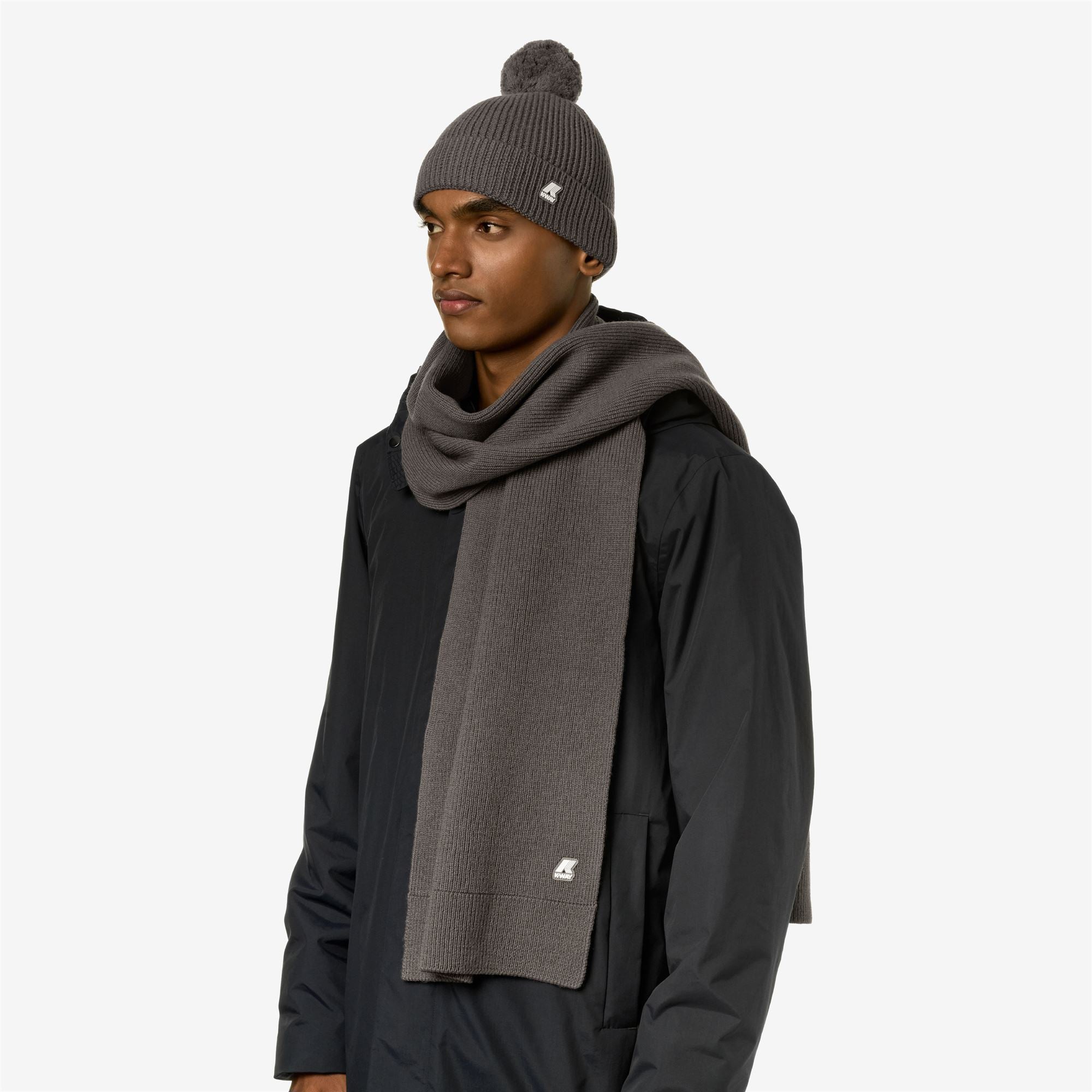 Scarves_Unisex_ETIENNE CARDIGAN STITCH WOOL_Scarf_Beige Taupe - Commercial 4