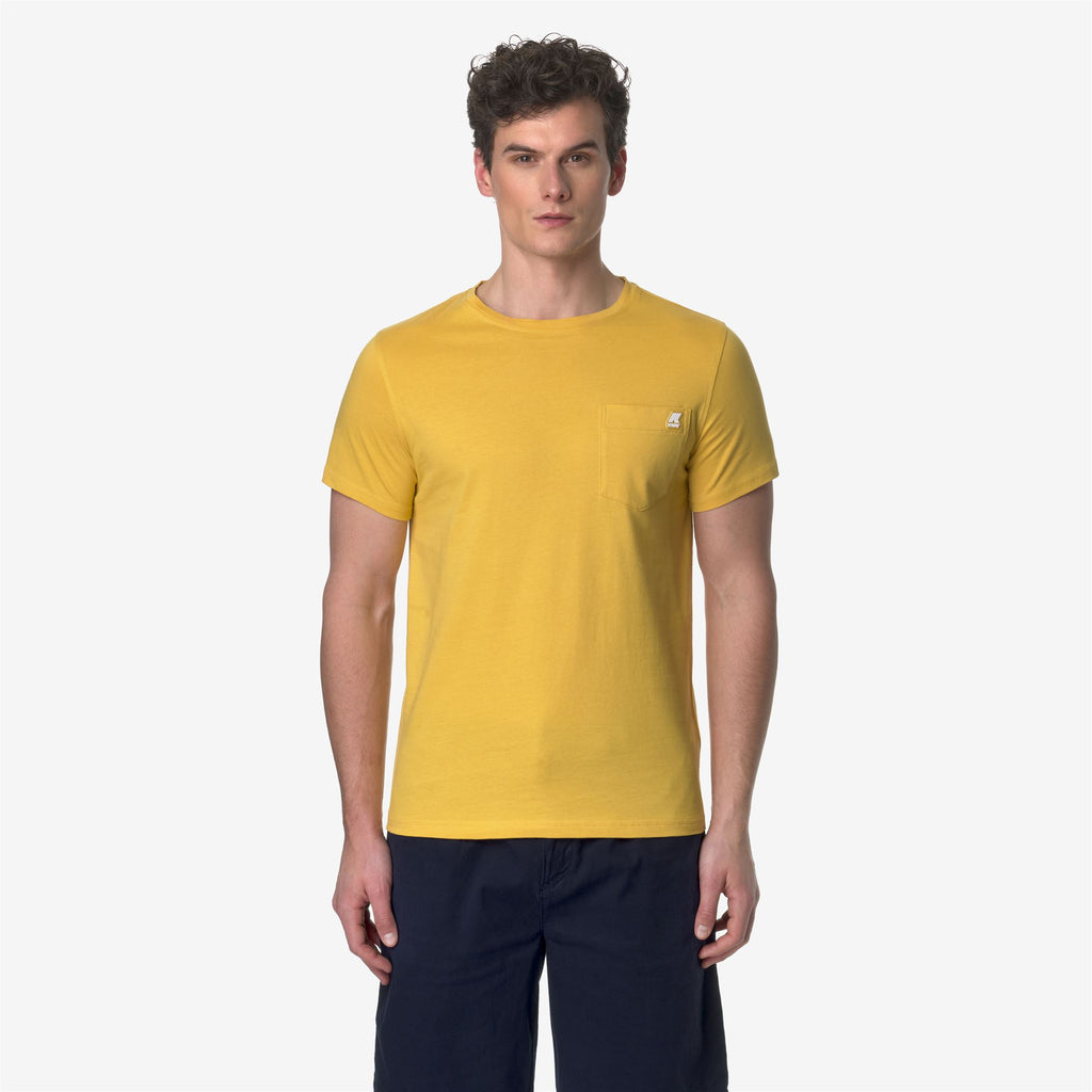 T-Shirts & Top_Man_Sigur_T-Shirt_Yellow Mimosa - Commercial 4