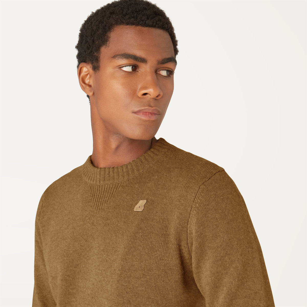 Knitwear_Man_SEBASTIEN LAMBSWOOL_Pull Over_Brown Butternut - Commercial 7