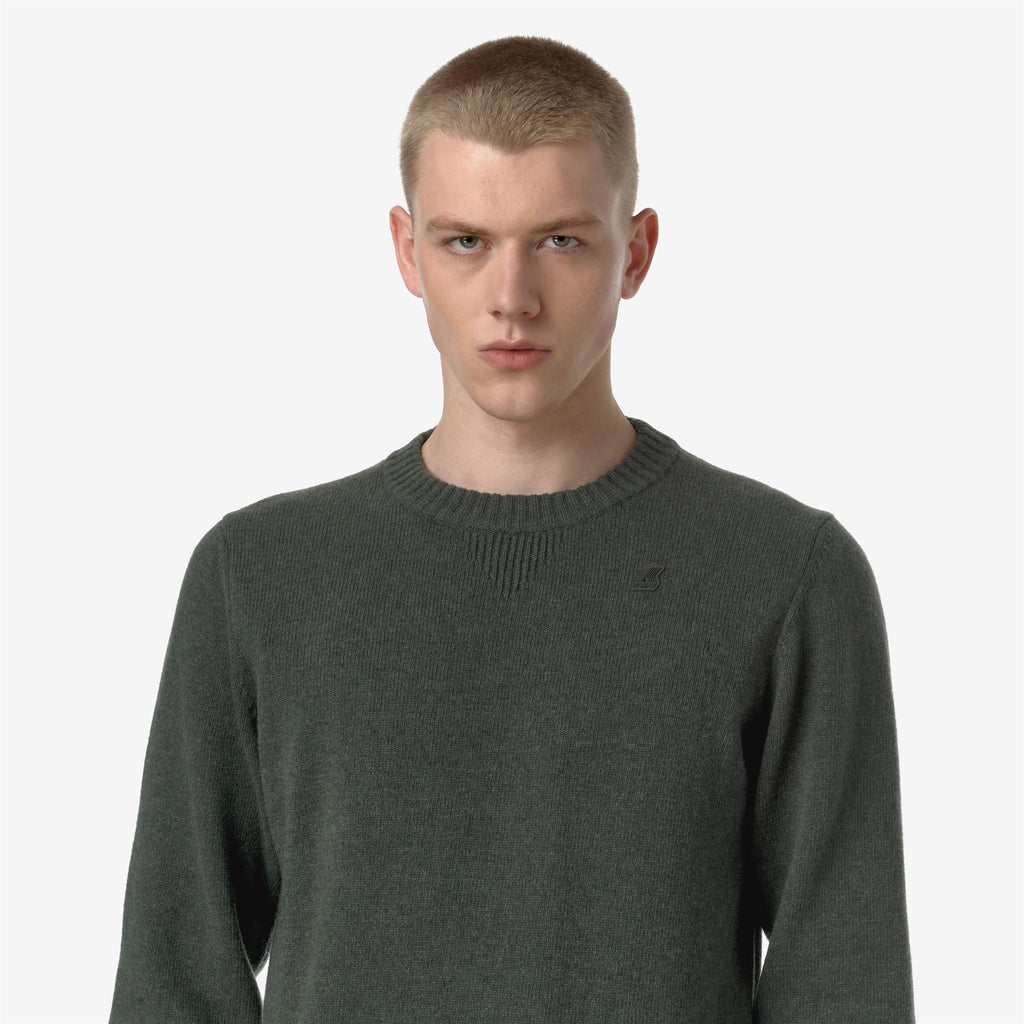 Knitwear_MAN_SEBASTIEN LAMBSWOOL_Pull Over_GREEN BLACKISH - Commercial 7