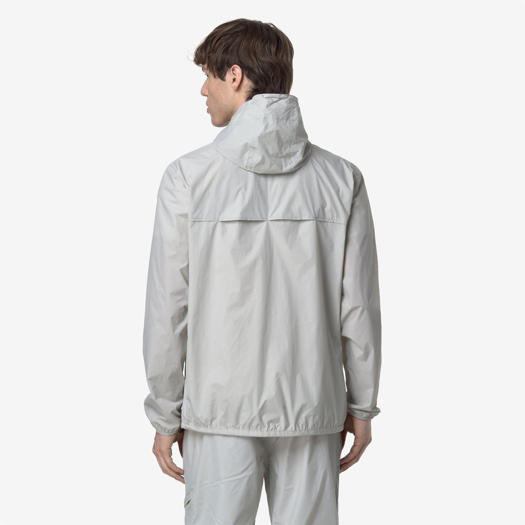 Jackets_UNISEX_LE VRAI 4.0 CLAUDE_Mid_BEIGE LT - Commercial 5