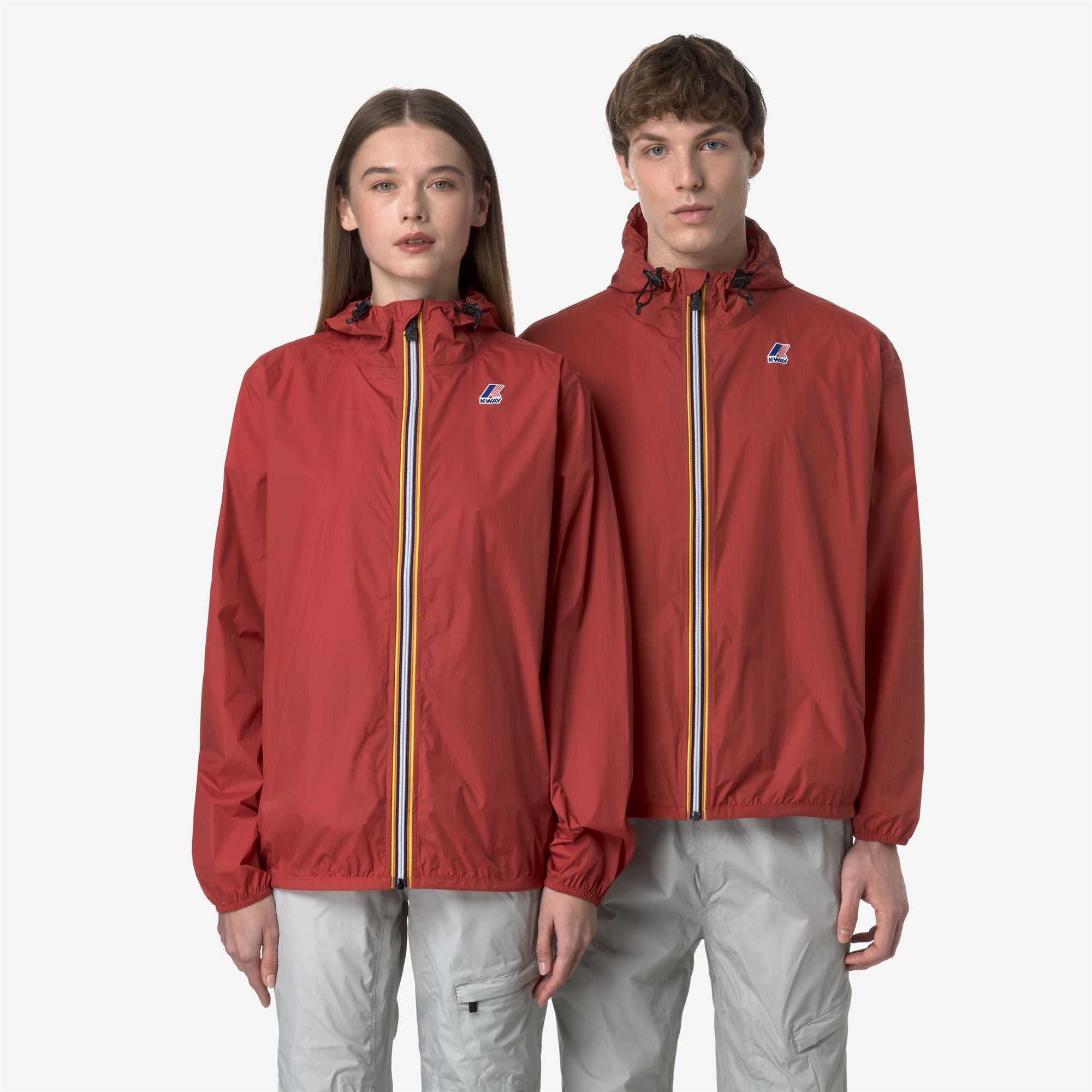 Jackets_UNISEX_LE VRAI 4.0 CLAUDE_Mid_Red Jasper - Commercial 1