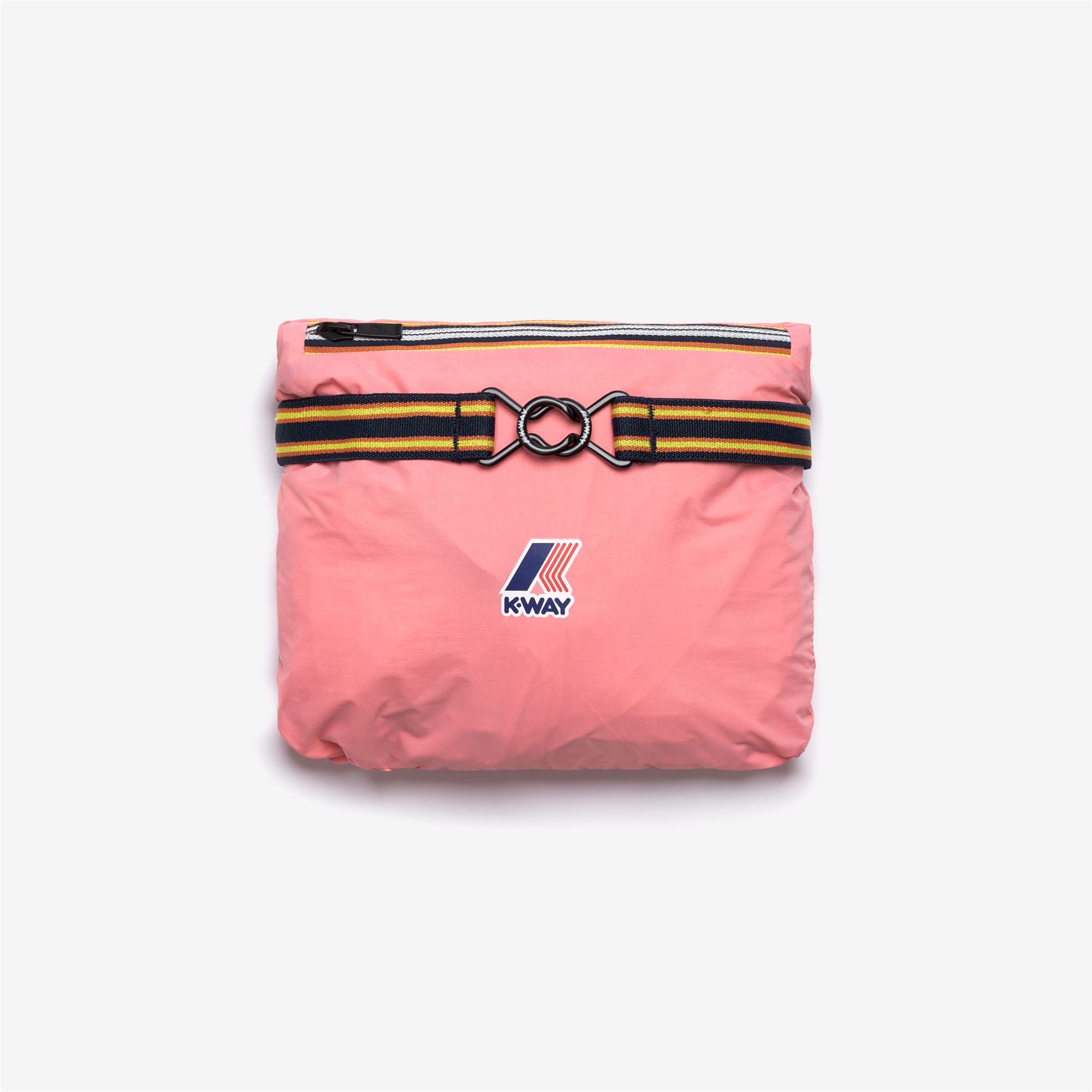 Jackets_UNISEX_LE VRAI 4.0 CLAUDE_Mid_Pink Geranium - Commercial 6