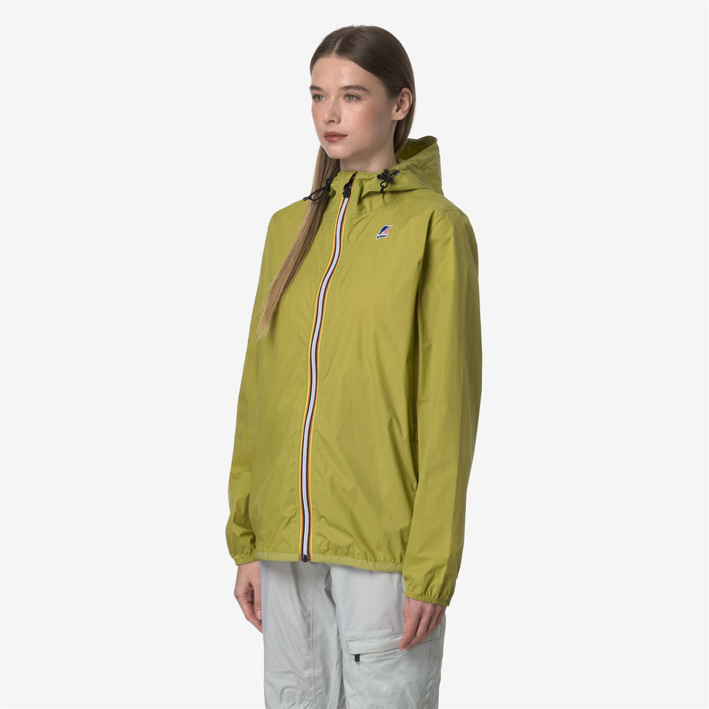 Jackets_UNISEX_LE VRAI 4.0 CLAUDE_Mid_Green Moss - Commercial 4