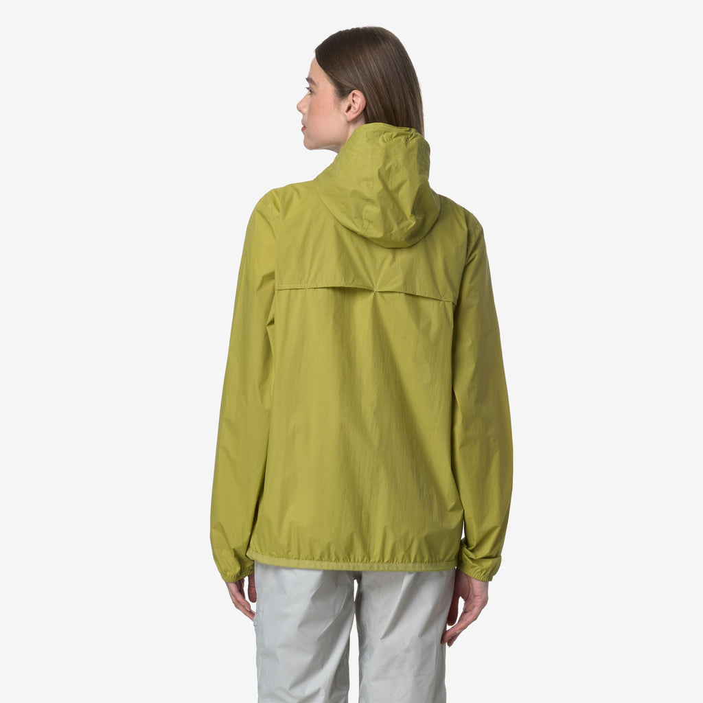 Jackets_UNISEX_LE VRAI 4.0 CLAUDE_Mid_Green Moss - Commercial 5