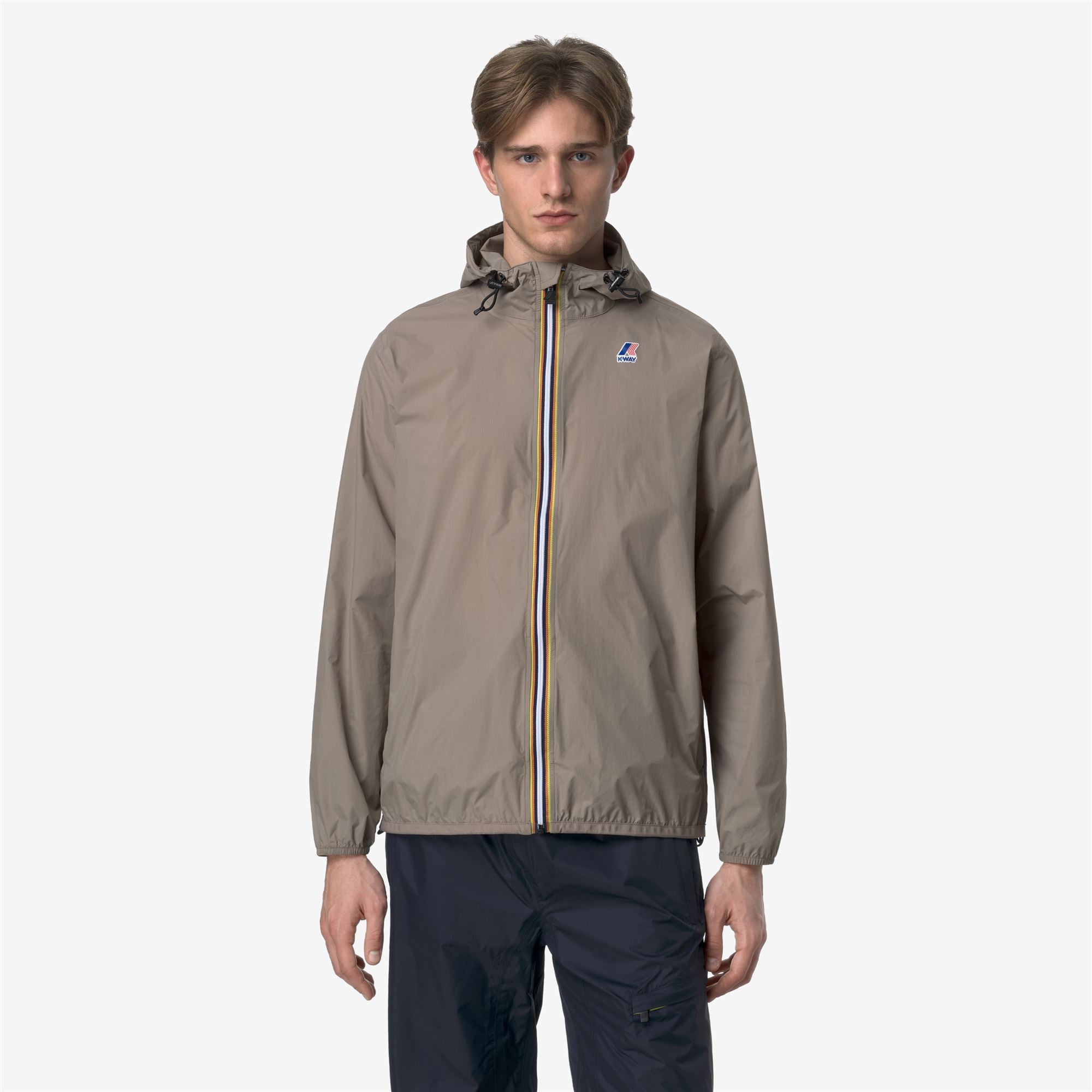 Jackets_UNISEX_LE VRAI 4.0 CLAUDE_Mid_Beige Taupe - Commercial 4