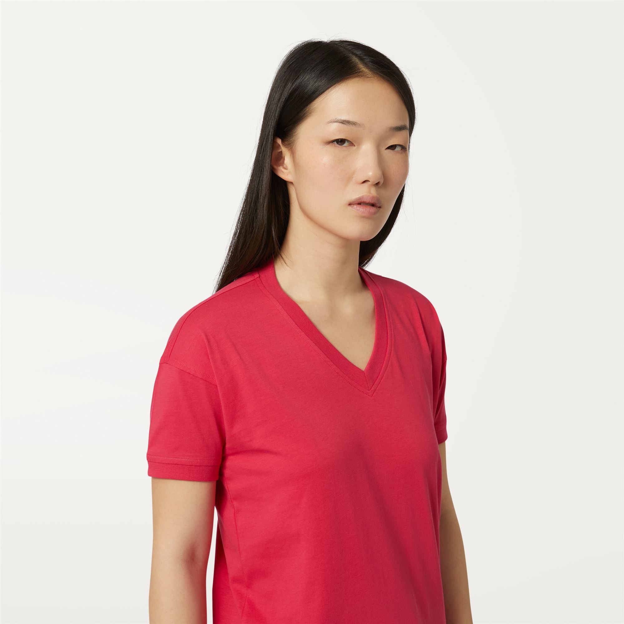 T-Shirts & Top_WOMAN_RUBIEL_T-Shirt_Red Berry - Commercial 7