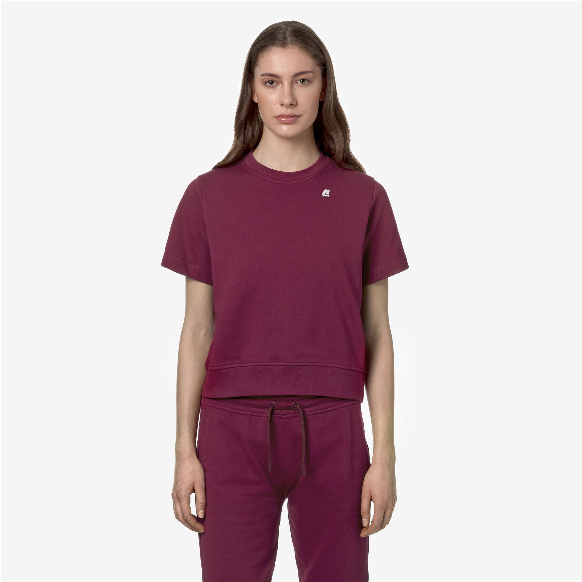T-Shirts & Top_Woman_EMELETTE_T-Shirt_Red Dk - Commercial 4