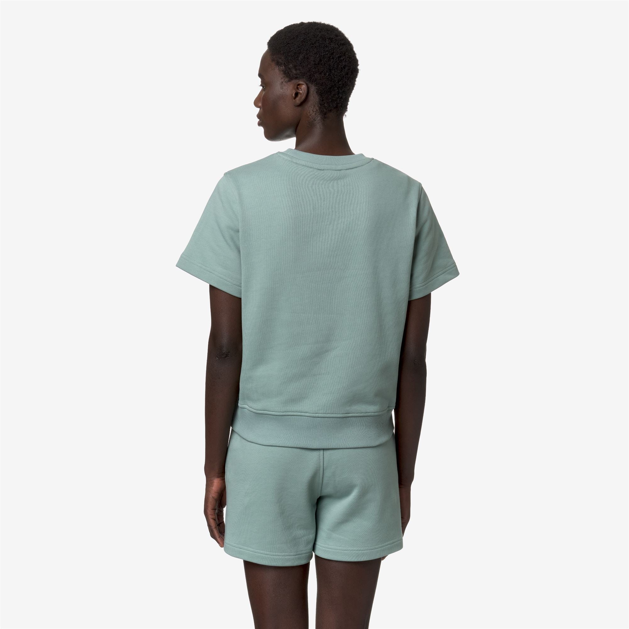 T-Shirts & Top_Woman_EMELETTE_T-Shirt_Green Mold - Commercial 6