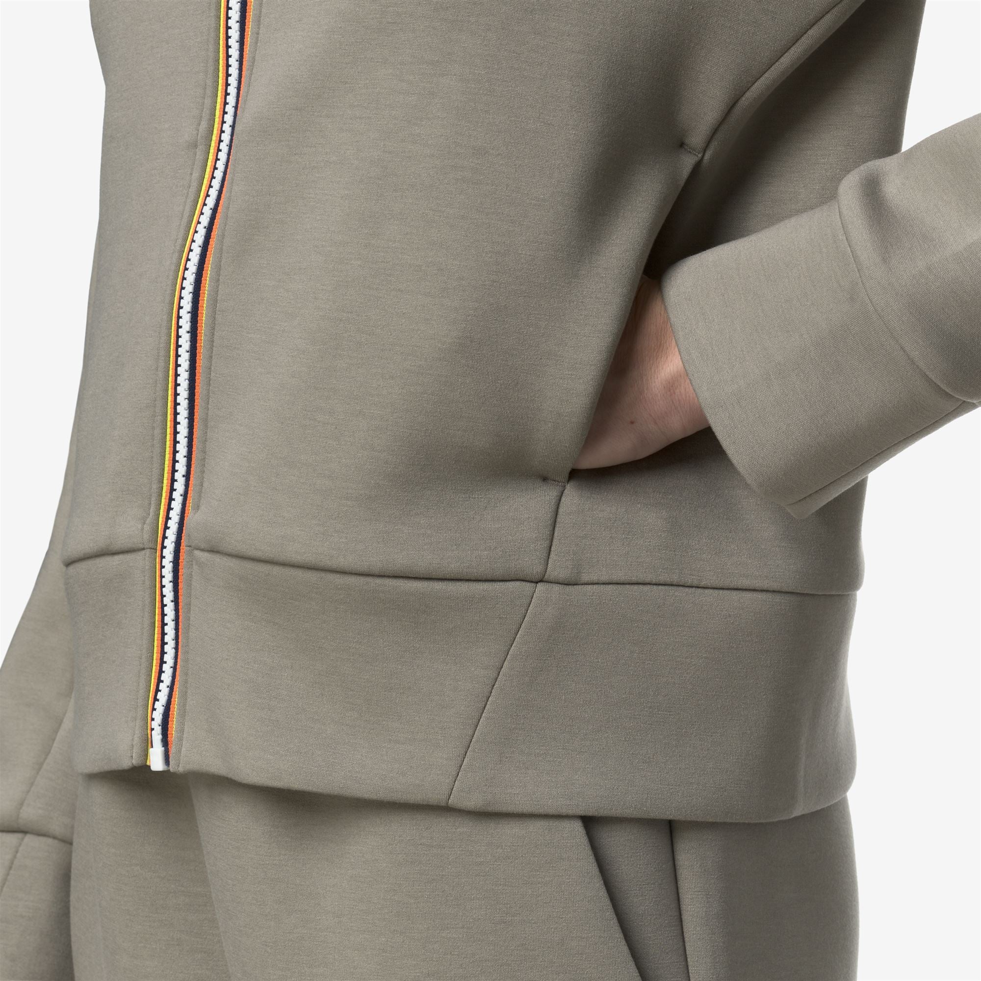 Fleece_WOMAN_DIVINE LIGHT SPACER_Jacket_Green Oak - Commercial 7