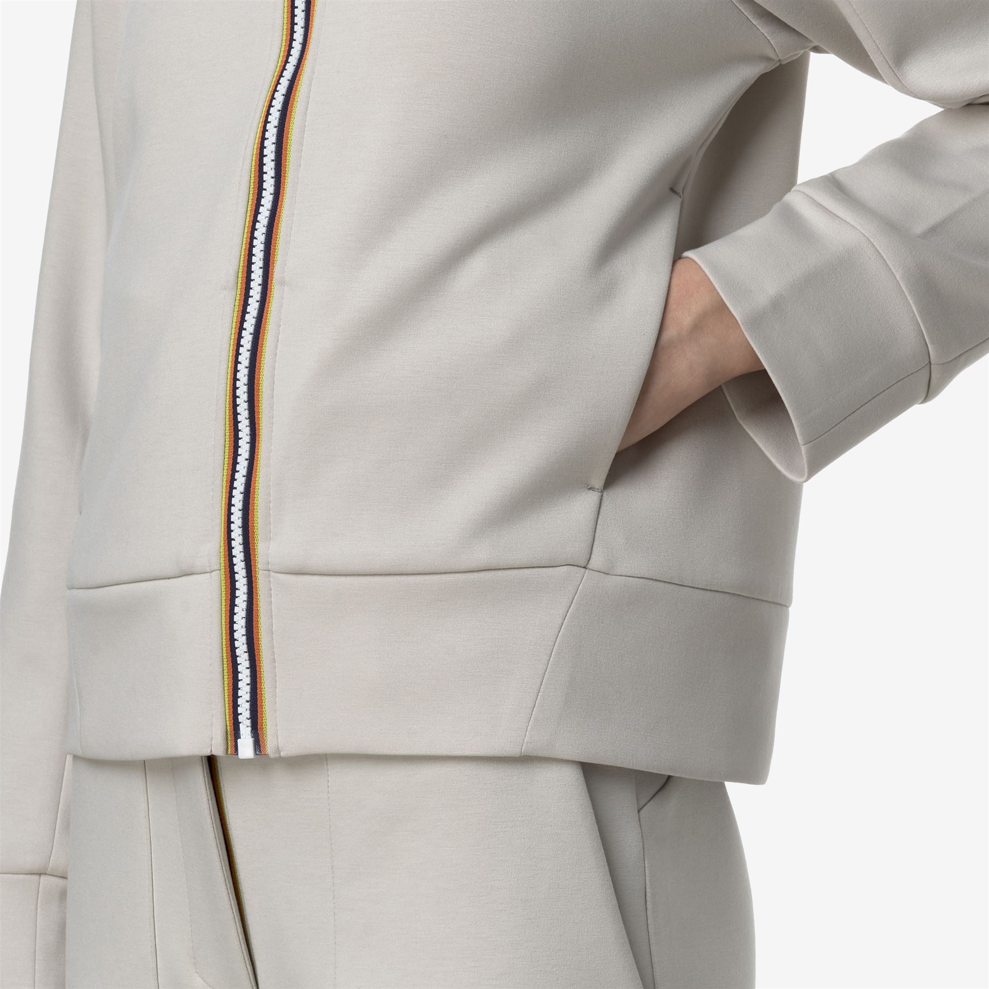Fleece_WOMAN_DIVINE LIGHT SPACER_Jacket_BEIGE LT - Commercial 7