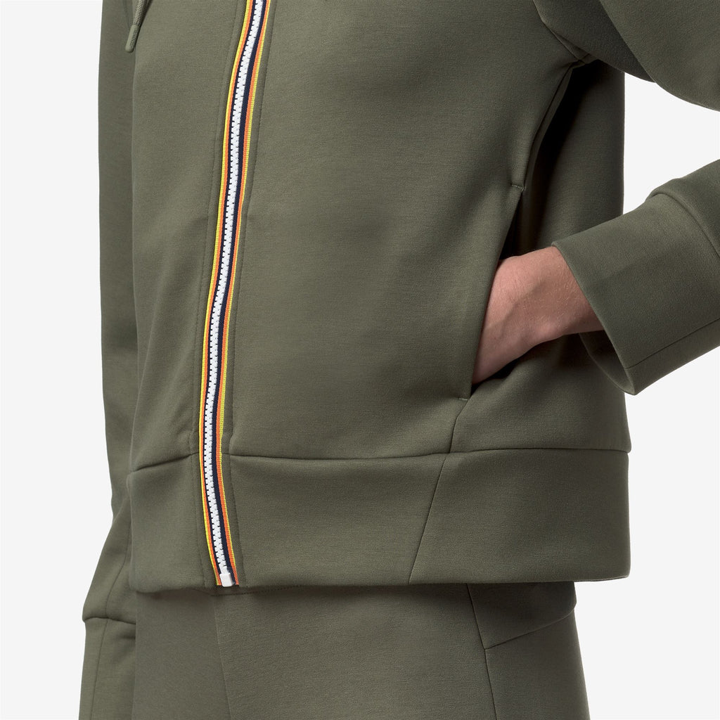 Fleece_Woman_DIVINE LIGHT SPACER_Jacket_Green Lichen - Commercial 7
