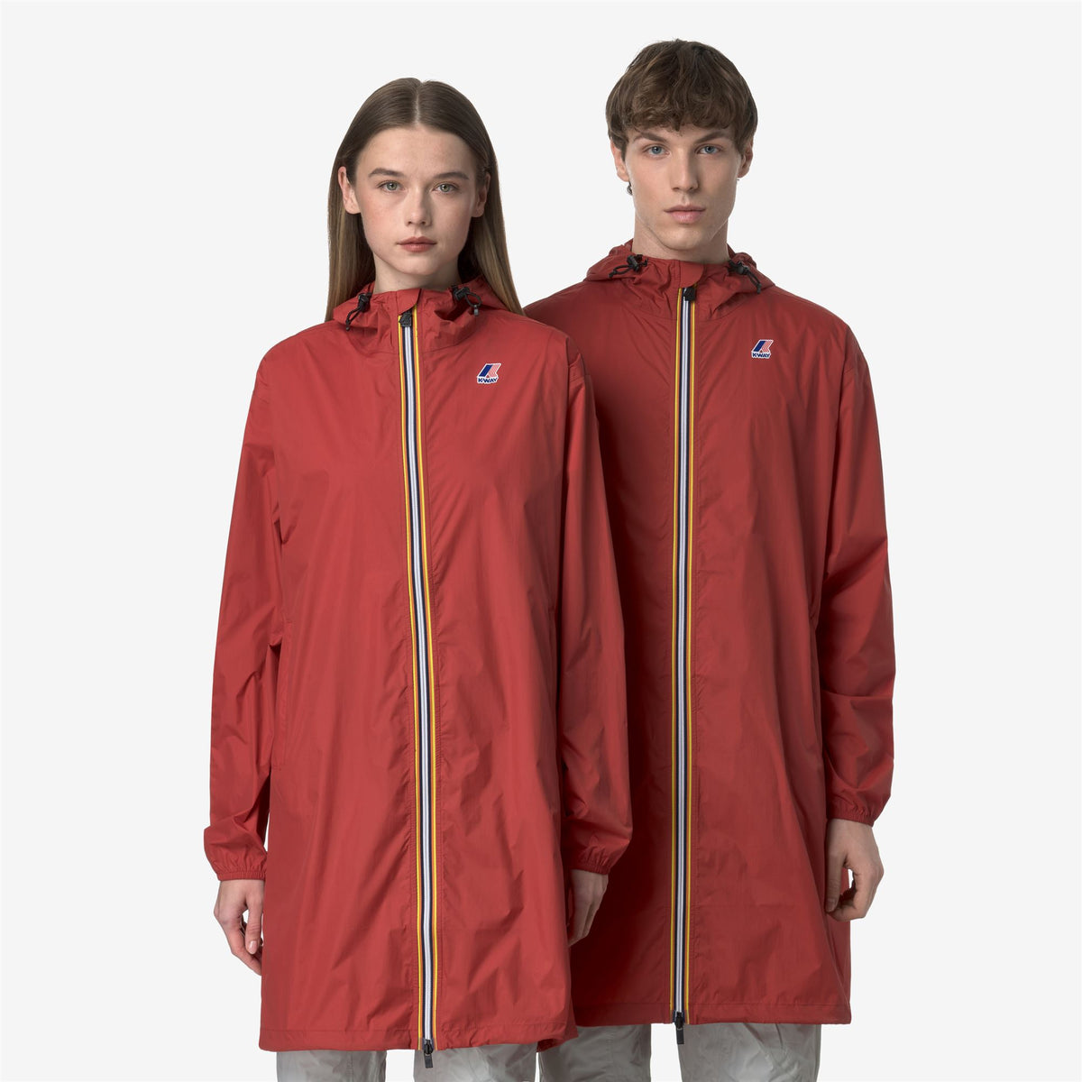 Jackets_UNISEX_LE VRAI 4.0 EIFFEL EAST_Long_Red Jasper - Commercial 1