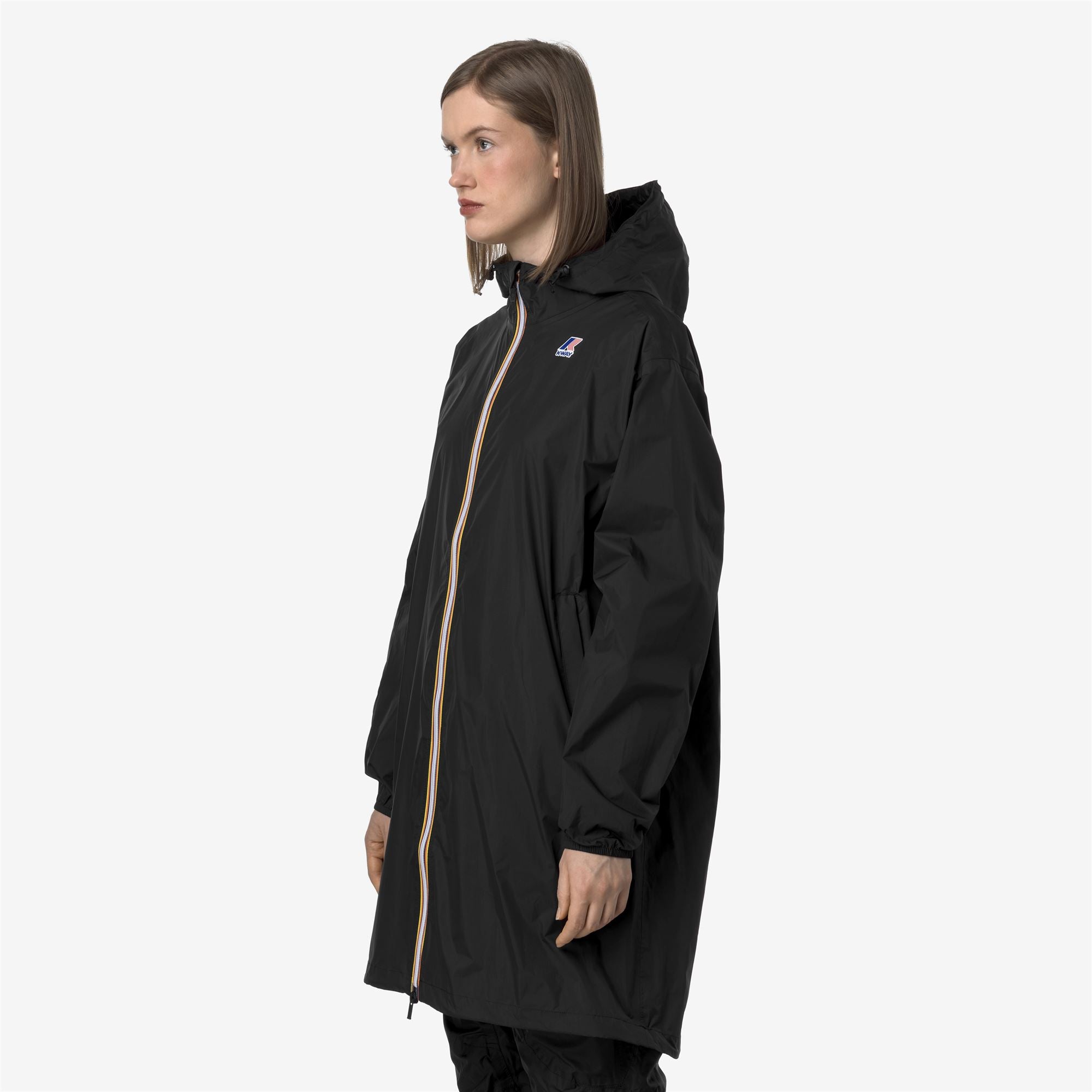 Jackets_UNISEX_LE VRAI 4.0 EIFFEL EAST_Long_Black Pure - Commercial 5