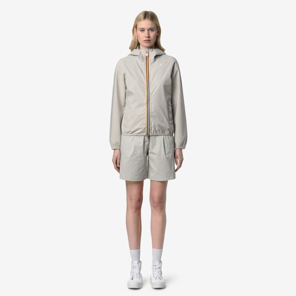 Jackets_Woman_LIL 2.0 STRETCH DOT_Short_BEIGE LT - Commercial 4