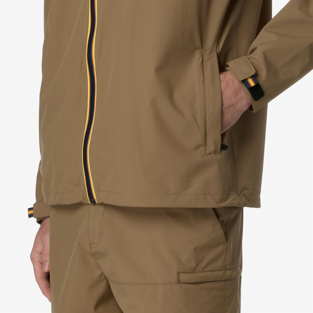 Jackets_Unisex_CHARMEL CORAL GARDENERS_Mid_Brown Corda - Commercial 7