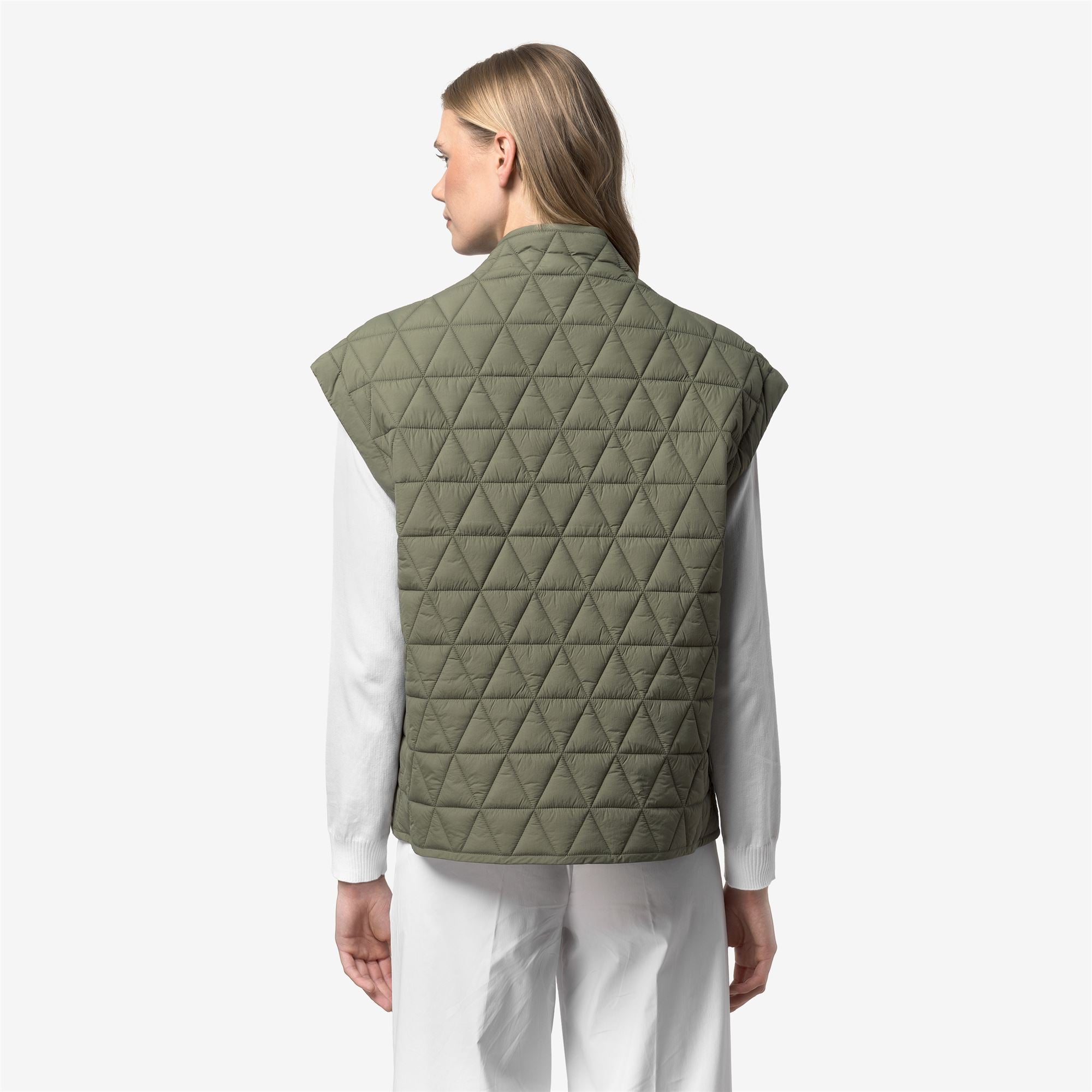 Jackets_Woman_SALOIRE DIAMOND QUILTED WARM AF_Short_Green Lichen - Commercial 6