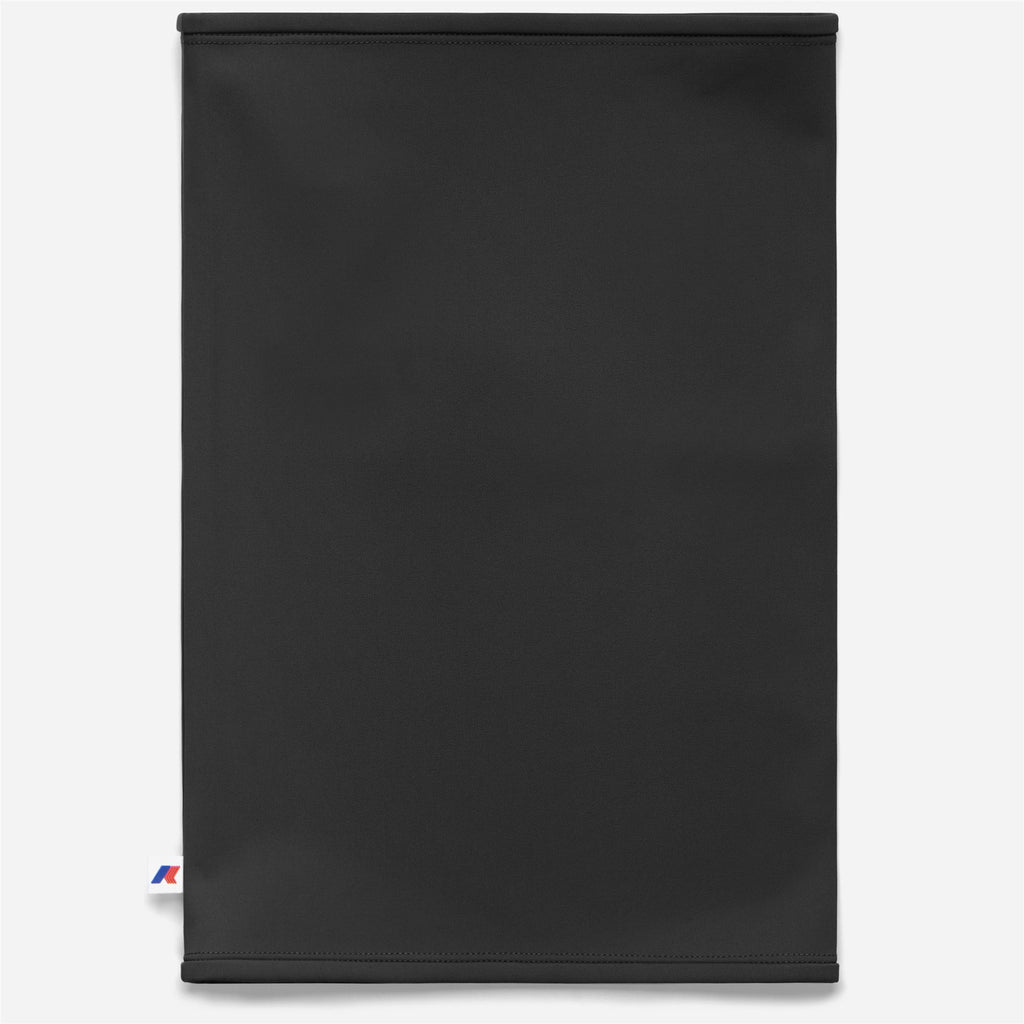 Scarves_Unisex_VILLY_Warmneck_Black Pure - Commercial 2