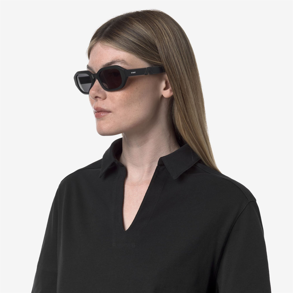 Glasses_UNISEX_KW0010_Sunglasses_02A SG3 - Commercial 5