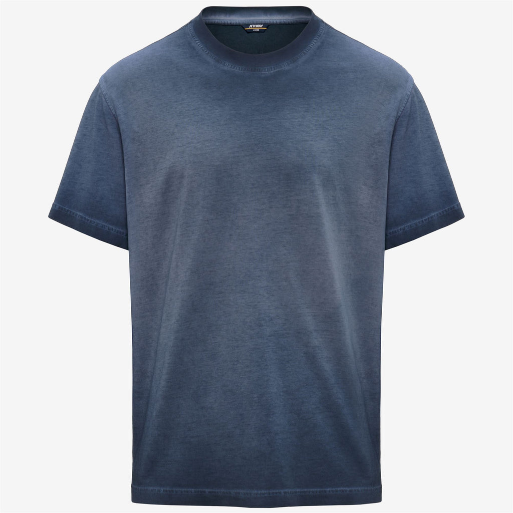 T-Shirts & Top_Man_LEO LF_T-Shirt_Blue Insignia - Commercial 1