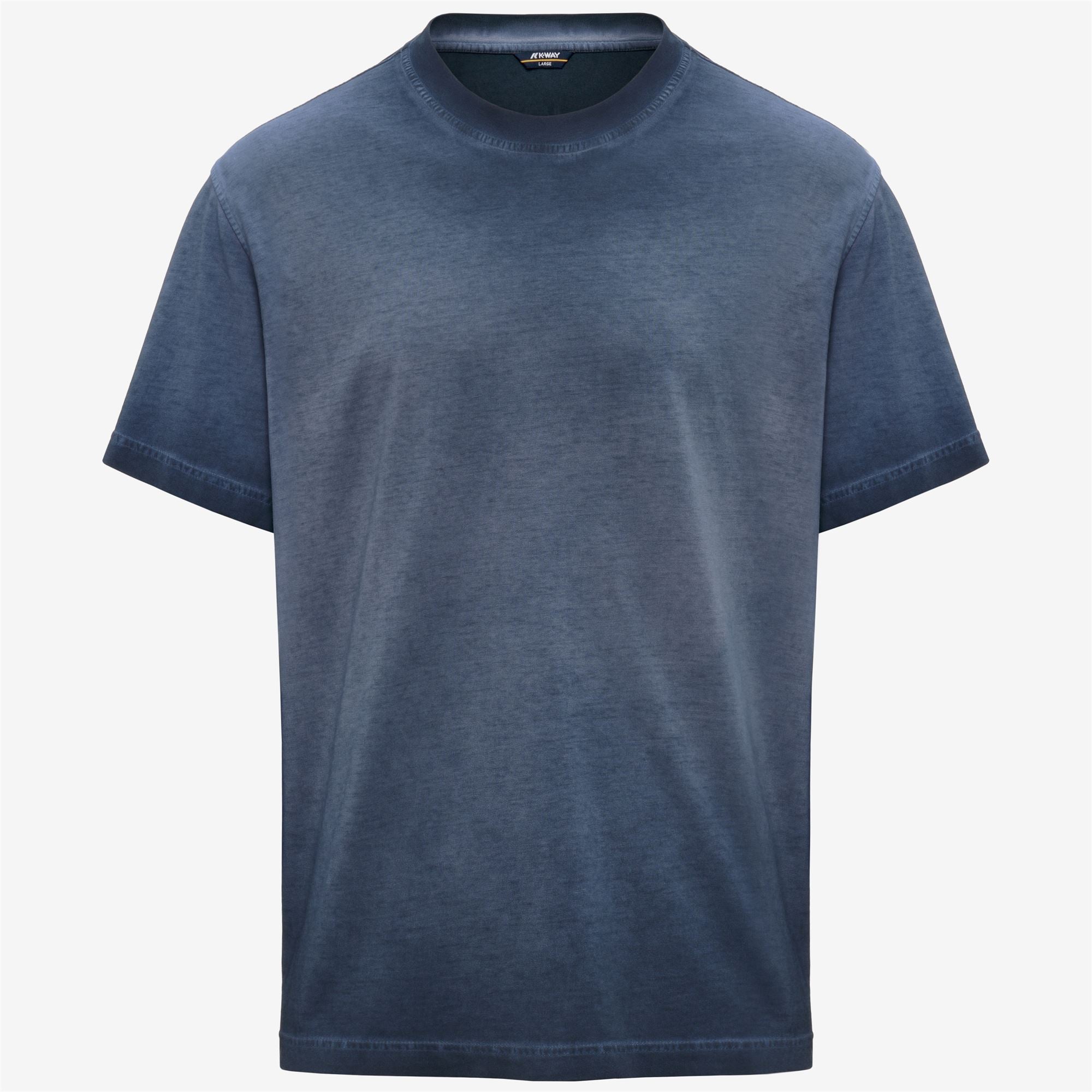 T-Shirts & Top_Man_LEO LF_T-Shirt_Blue Insignia - Commercial 1