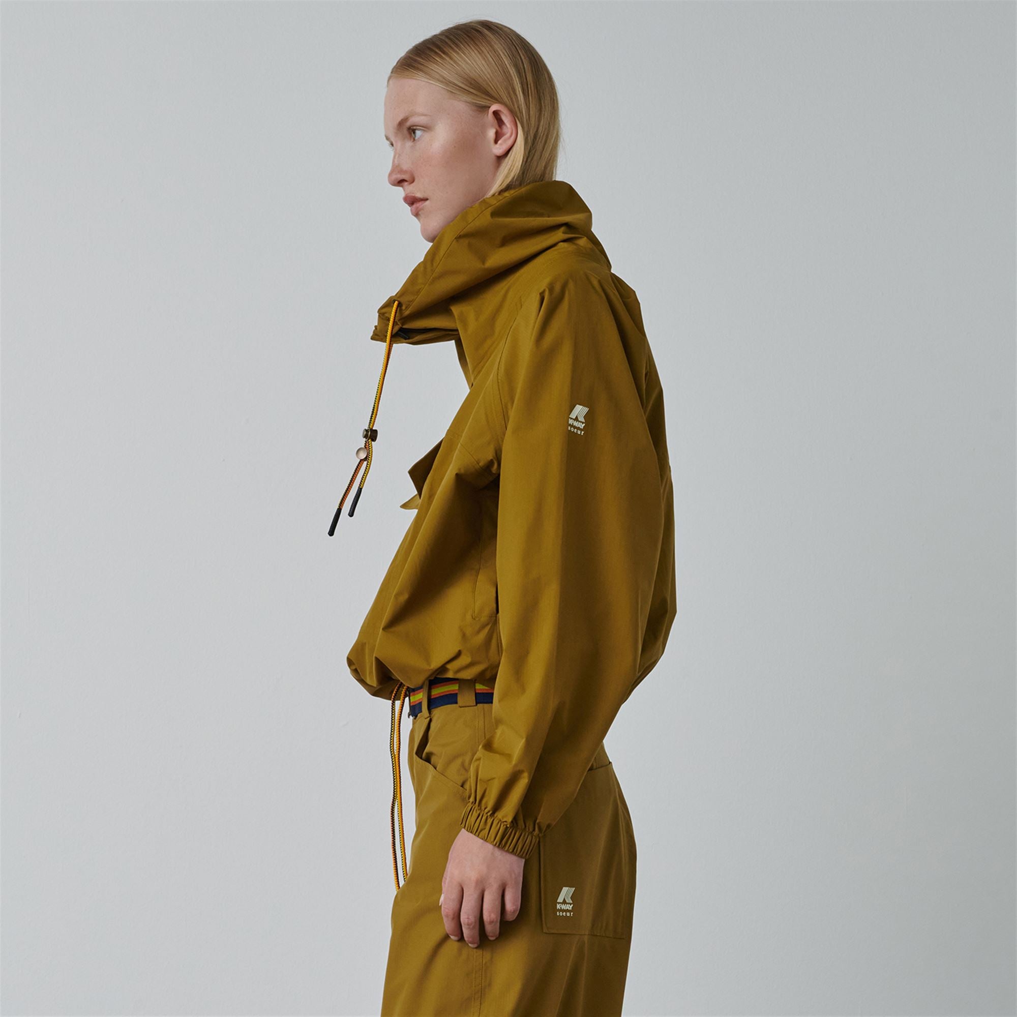 Jackets_Woman_LE VRAI 2.1 AMIABLE SOISIC SOEUR_Short_Brown Yellowish - Commercial 5