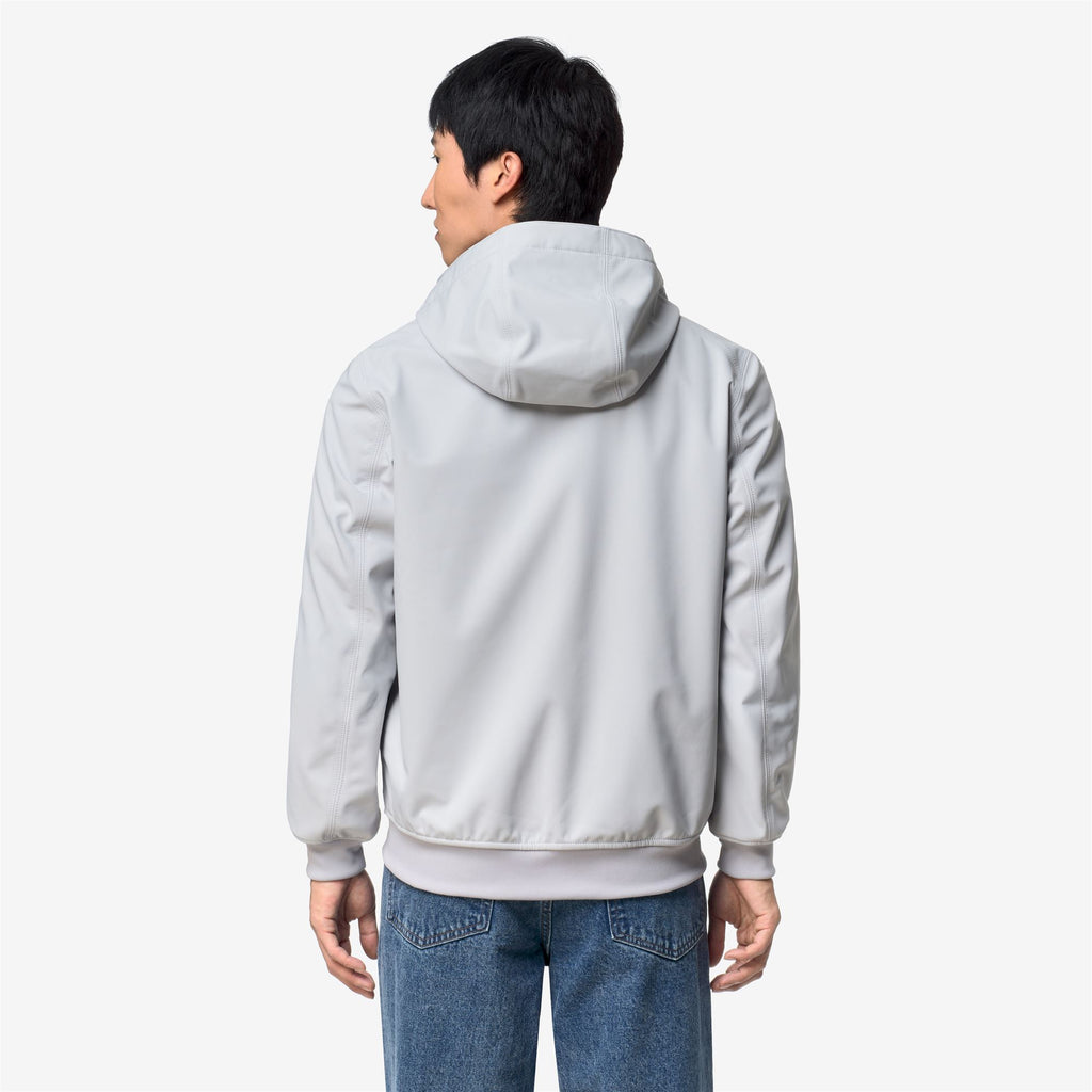 Jackets_Man_JOACHIM BONDED_Short_Grey Ash - Blue Depth - Commercial 6