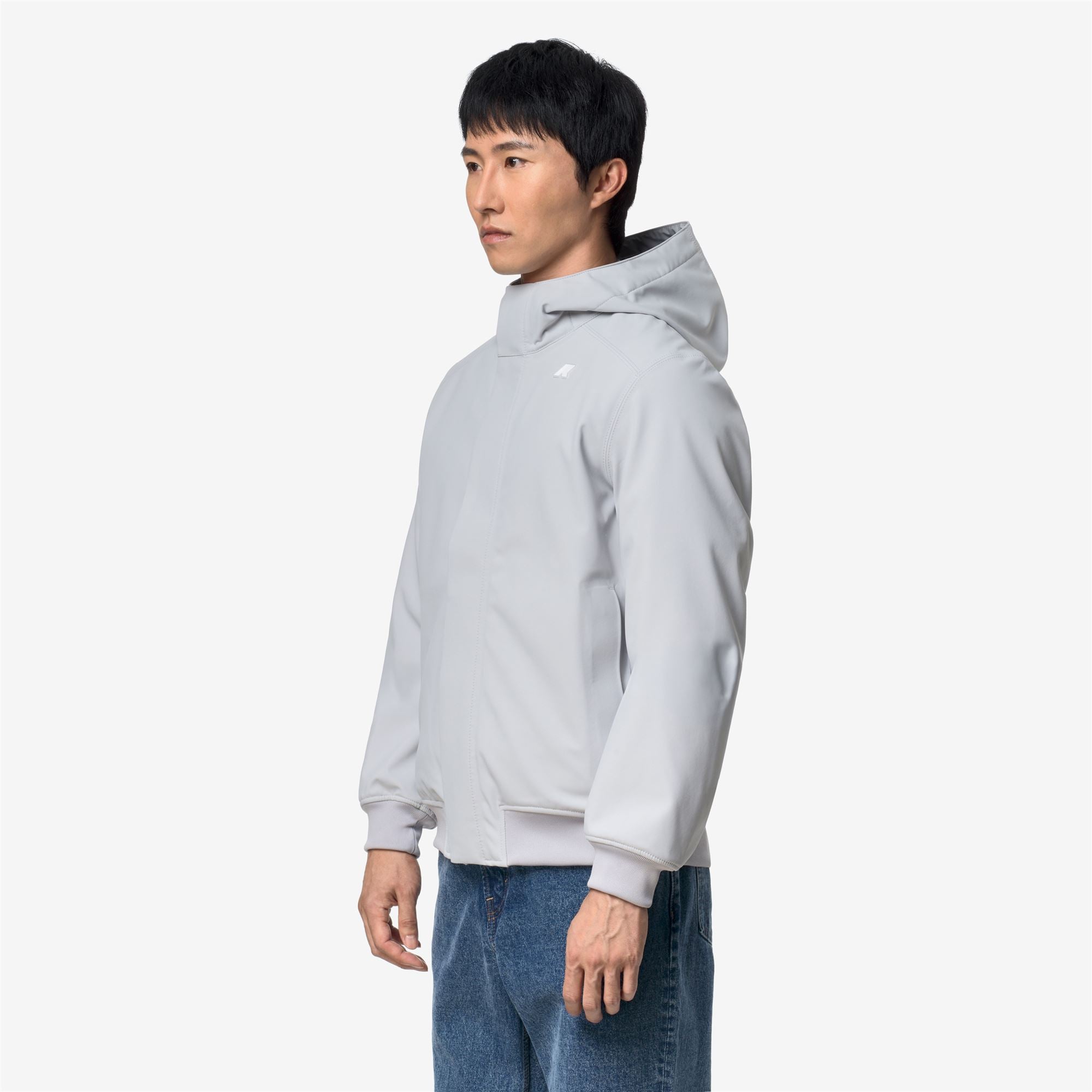 Jackets_Man_JOACHIM BONDED_Short_Grey Ash - Blue Depth - Commercial 5