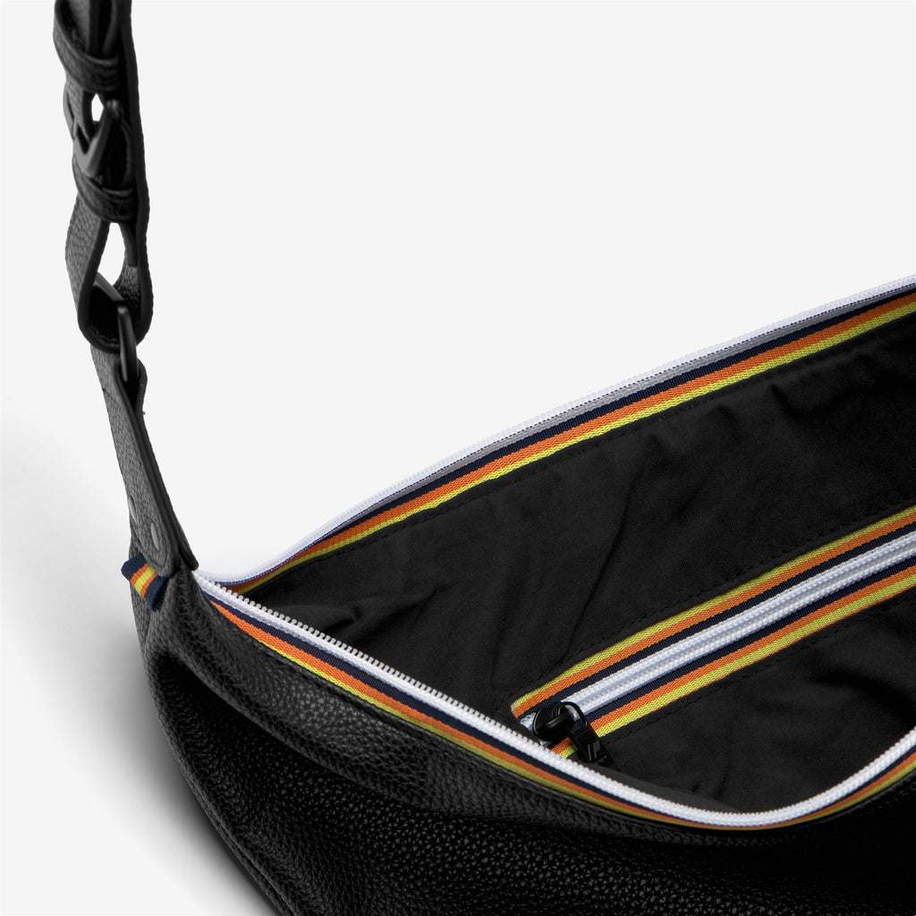 Bags_Woman_LEAPHEE_Shoulder Bag_Black Pure - Commercial 2