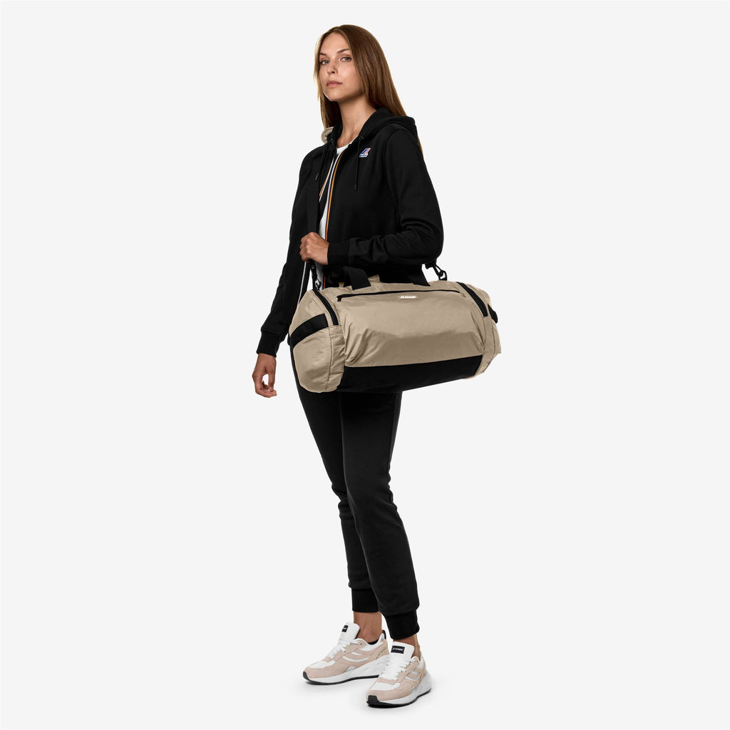 Bags_UNISEX_MEREVILLE S_Duffle_Beige Taupe - Commercial 6