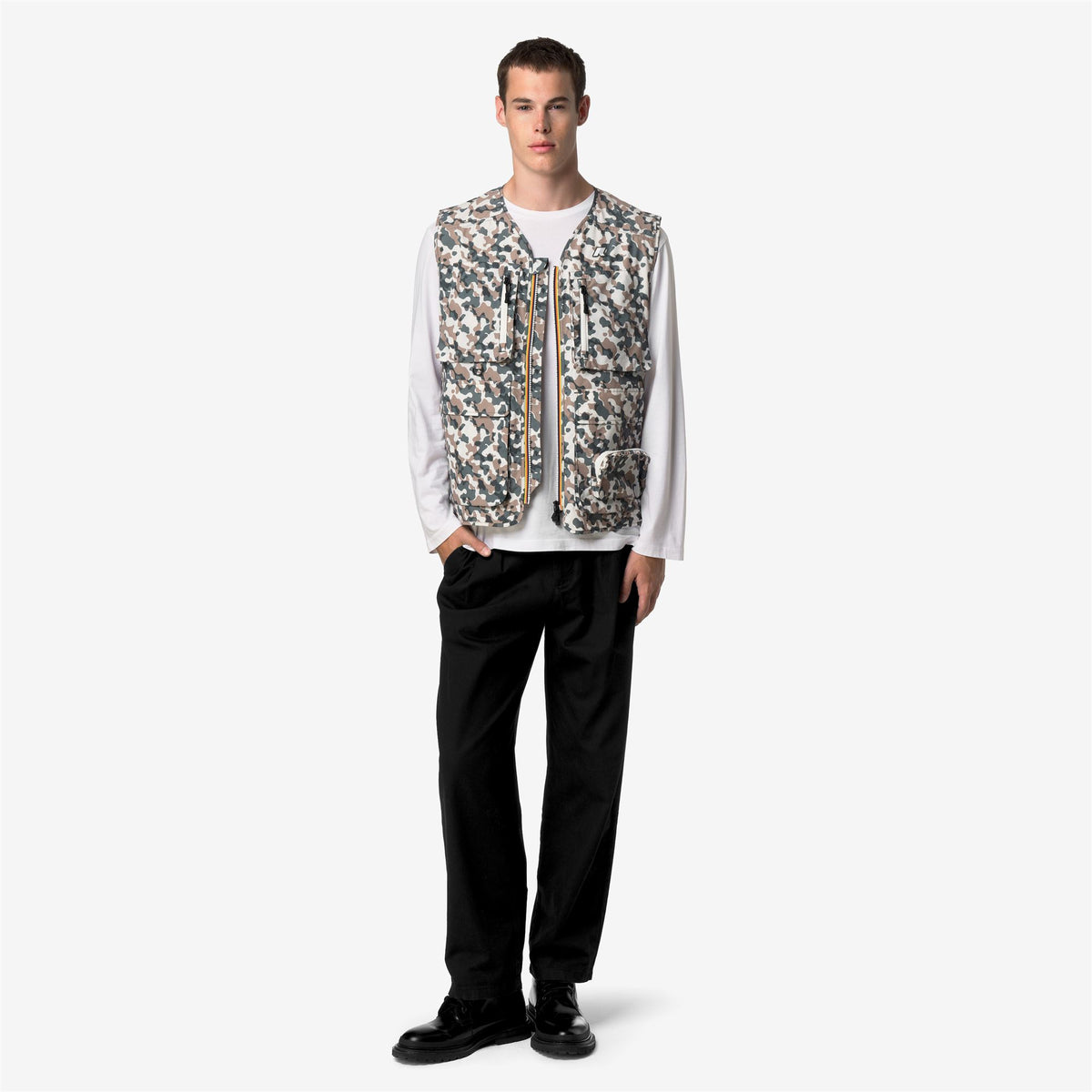 Jackets_Unisex_ALLOS GRAPHIC CITADIUM_Vest_White Gardenia - GREEN BLACKISH  - Beige Khaki - Commercial 7
