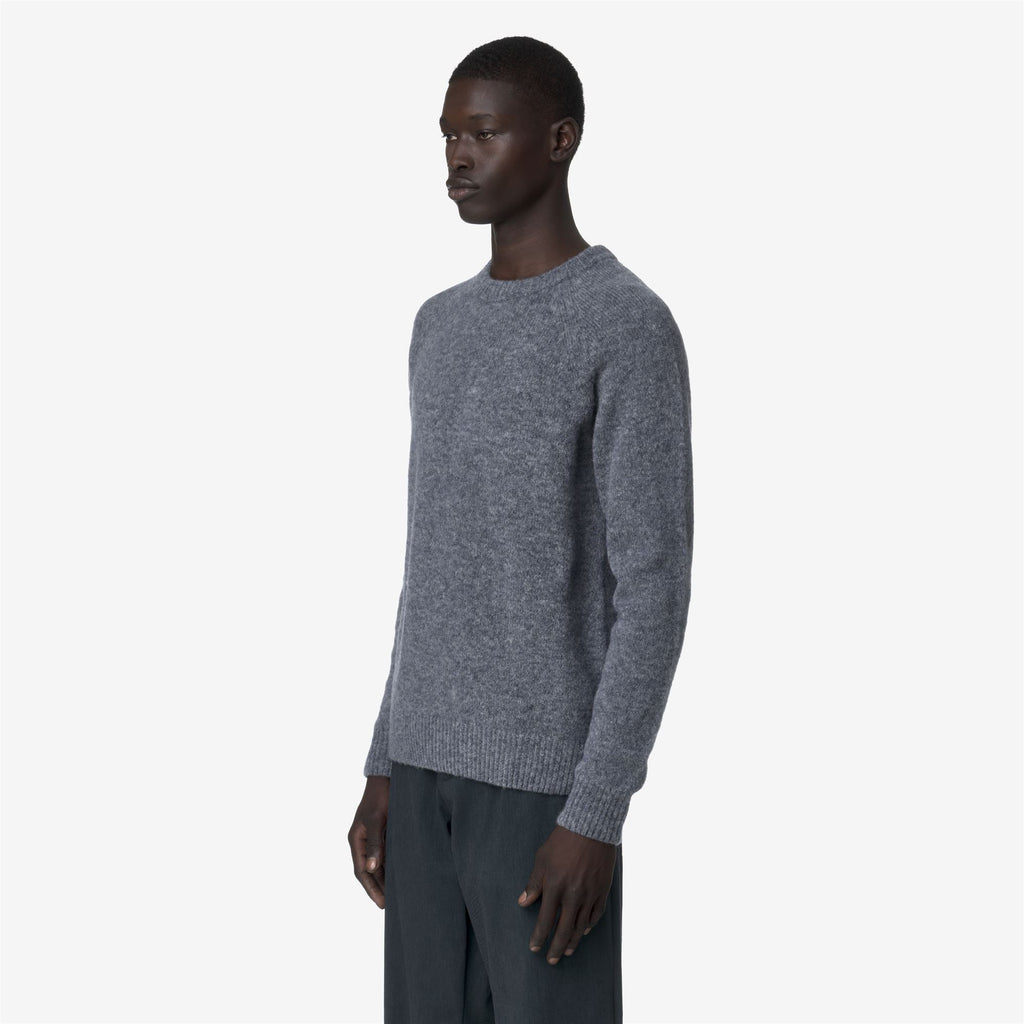 Knitwear_MAN_RENOULT_Pull Over_Blue Wild Mix - Commercial 5