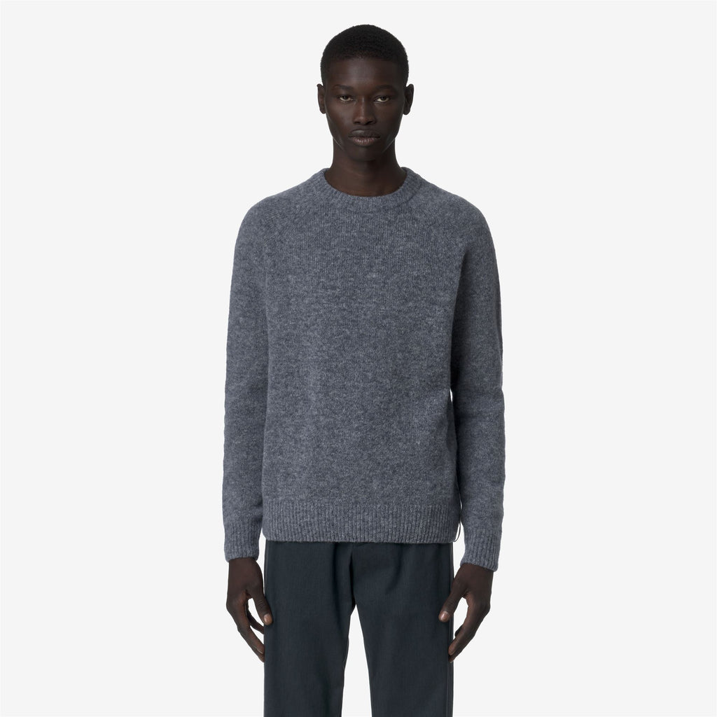 Knitwear_MAN_RENOULT_Pull Over_Blue Wild Mix - Commercial 4