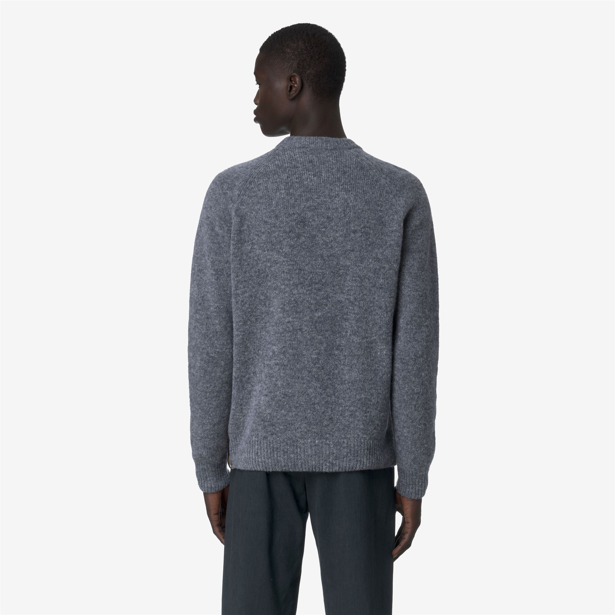 Knitwear_MAN_RENOULT_Pull Over_Blue Wild Mix - Commercial 6