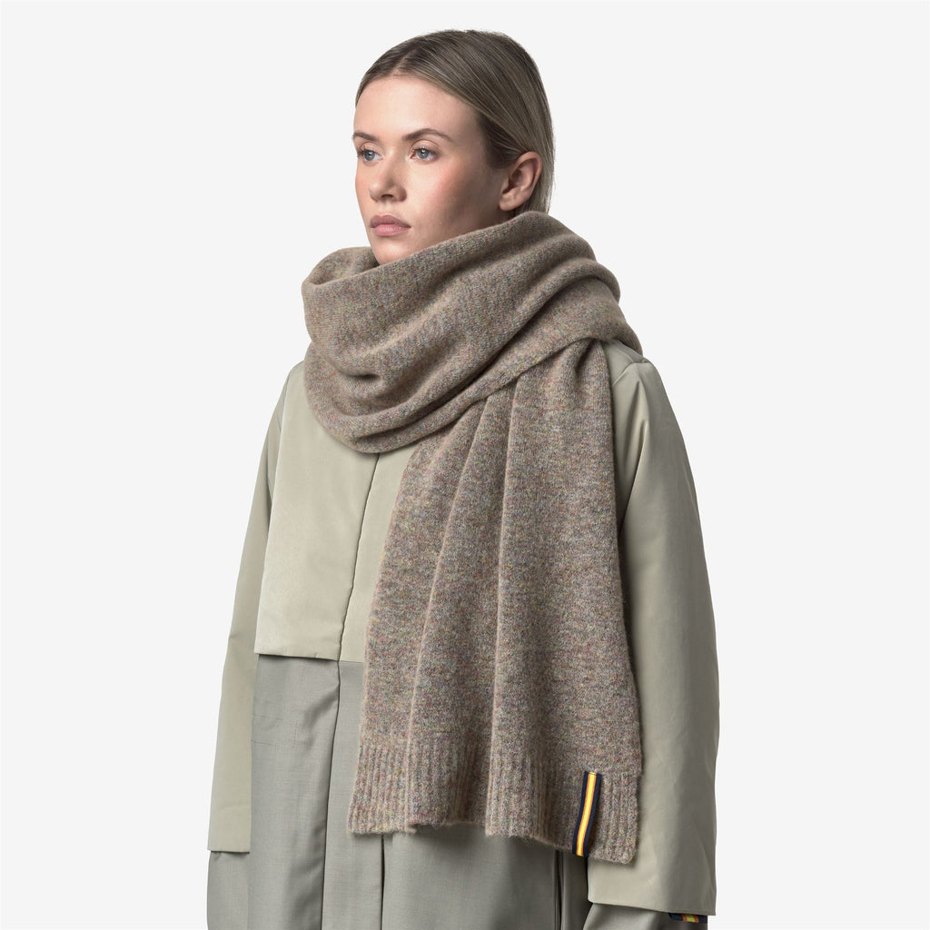 Scarves_WOMAN_ERYT WOOL STRETCH_Scarf_Pink Dust Mix - Commercial 4