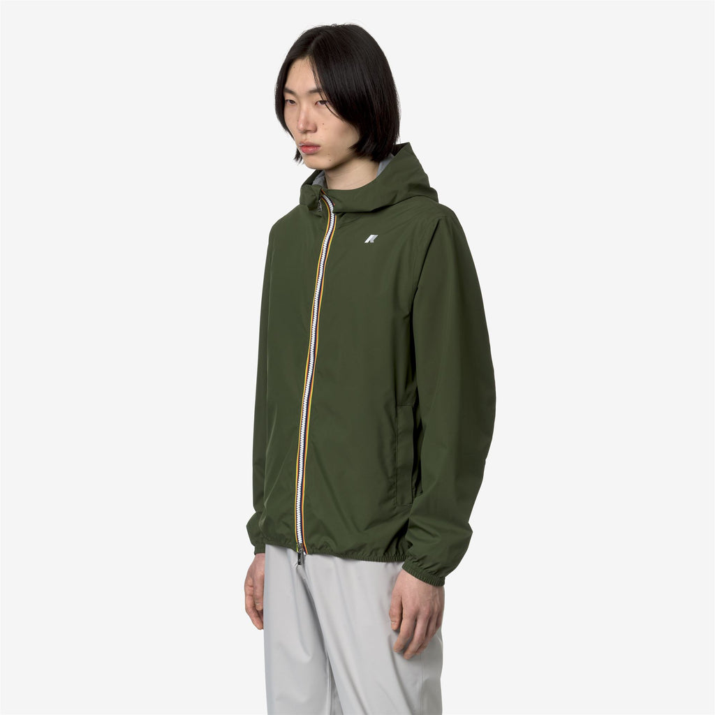 Jackets_MAN_JACK STRETCH DOT_Short_Green Cypress - Commercial 5
