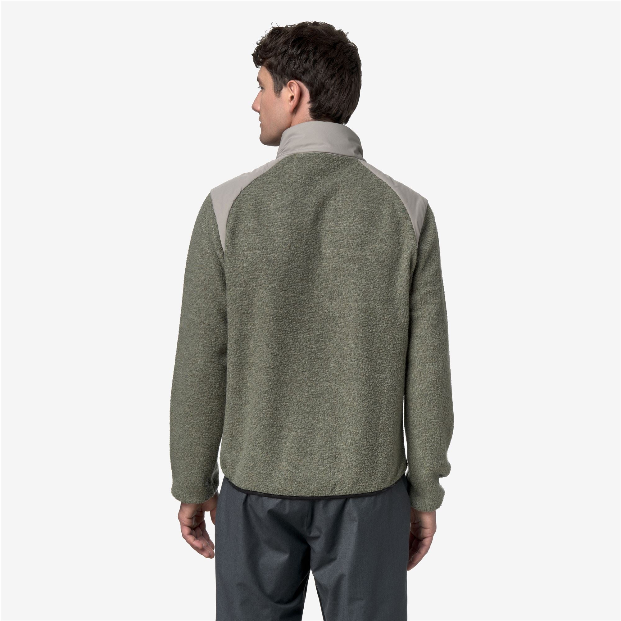 Fleece_MAN_BORNES W POLAR_Jacket_Green Oak - Commercial 6
