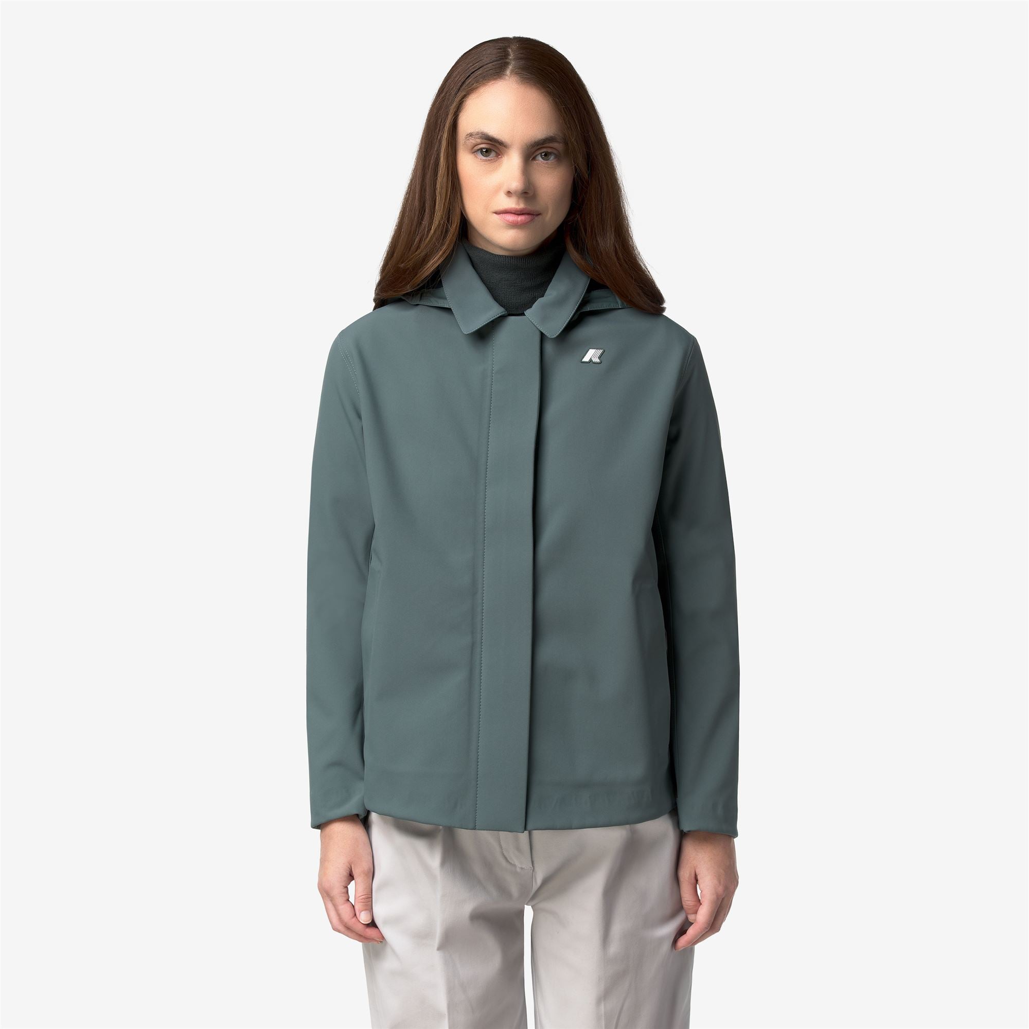 Jackets_Woman_BLEIZOU BONDED_Mid_Green Balsam - Blue Depth - Commercial 4