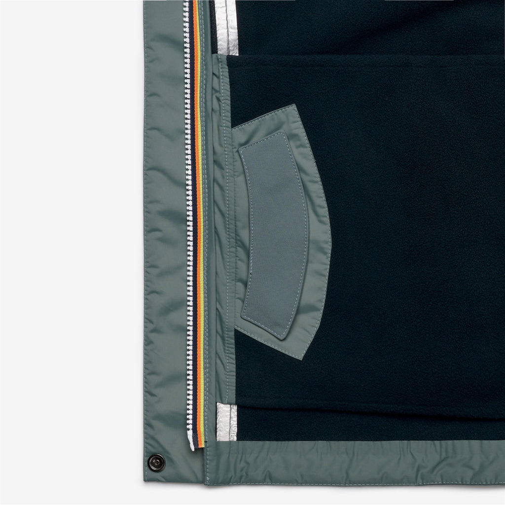 Jackets_Woman_BLEIZOU BONDED_Mid_Green Balsam - Blue Depth - Commercial 3