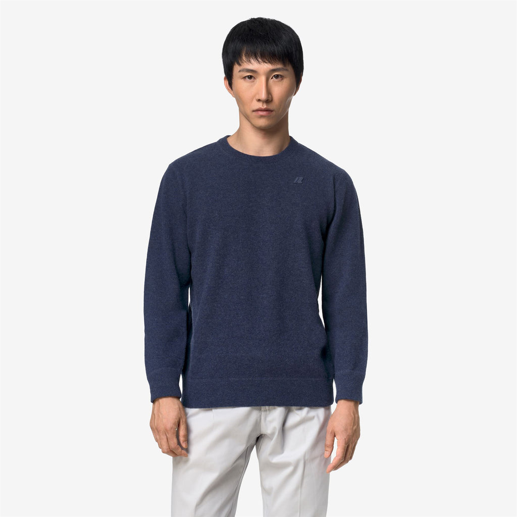 Knitwear_Man_SEBASTIEN FLEECE STITCH_Pull Over_Blue Dusty - Commercial 4