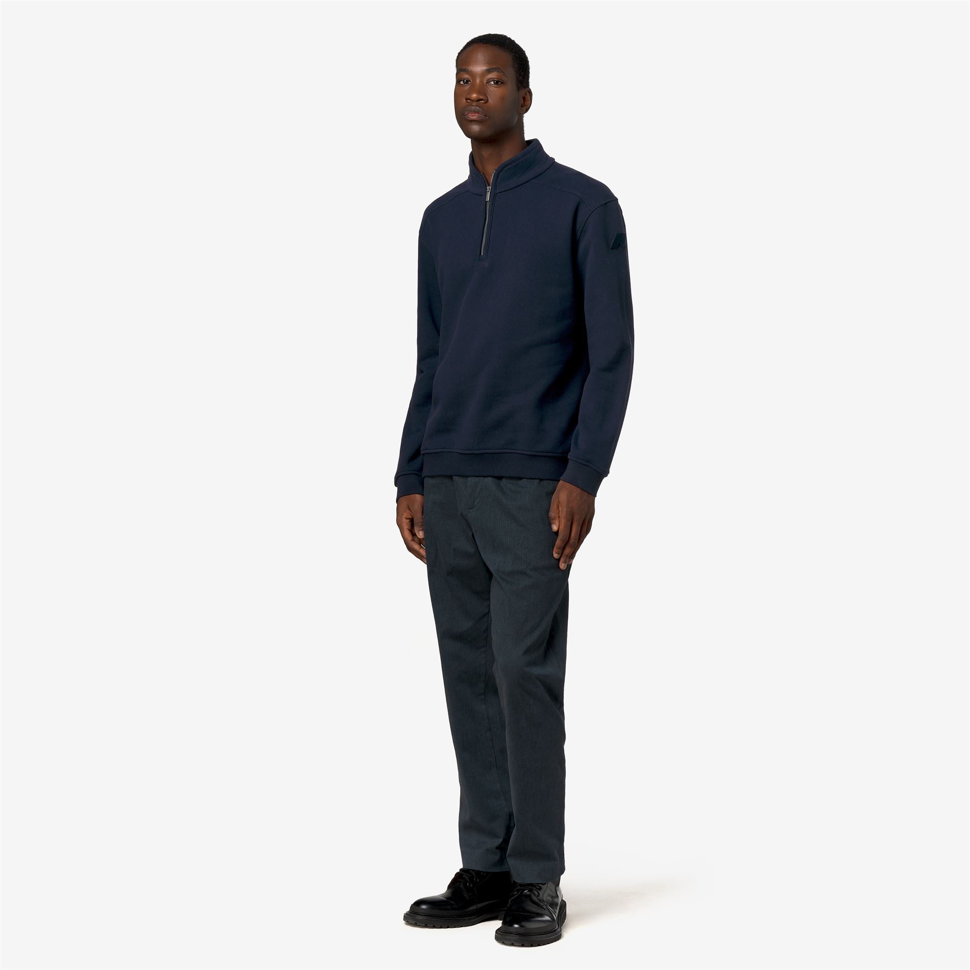 Fleece_Man_AUBIE COTTON CASHMERE_Jumper_Blue Depth - Commercial 7