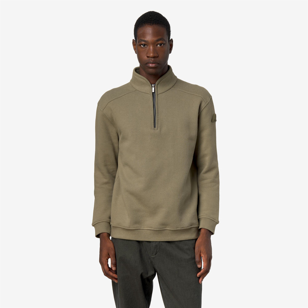 Fleece_Man_AUBIE COTTON CASHMERE_Jumper_Green Army - Commercial 4