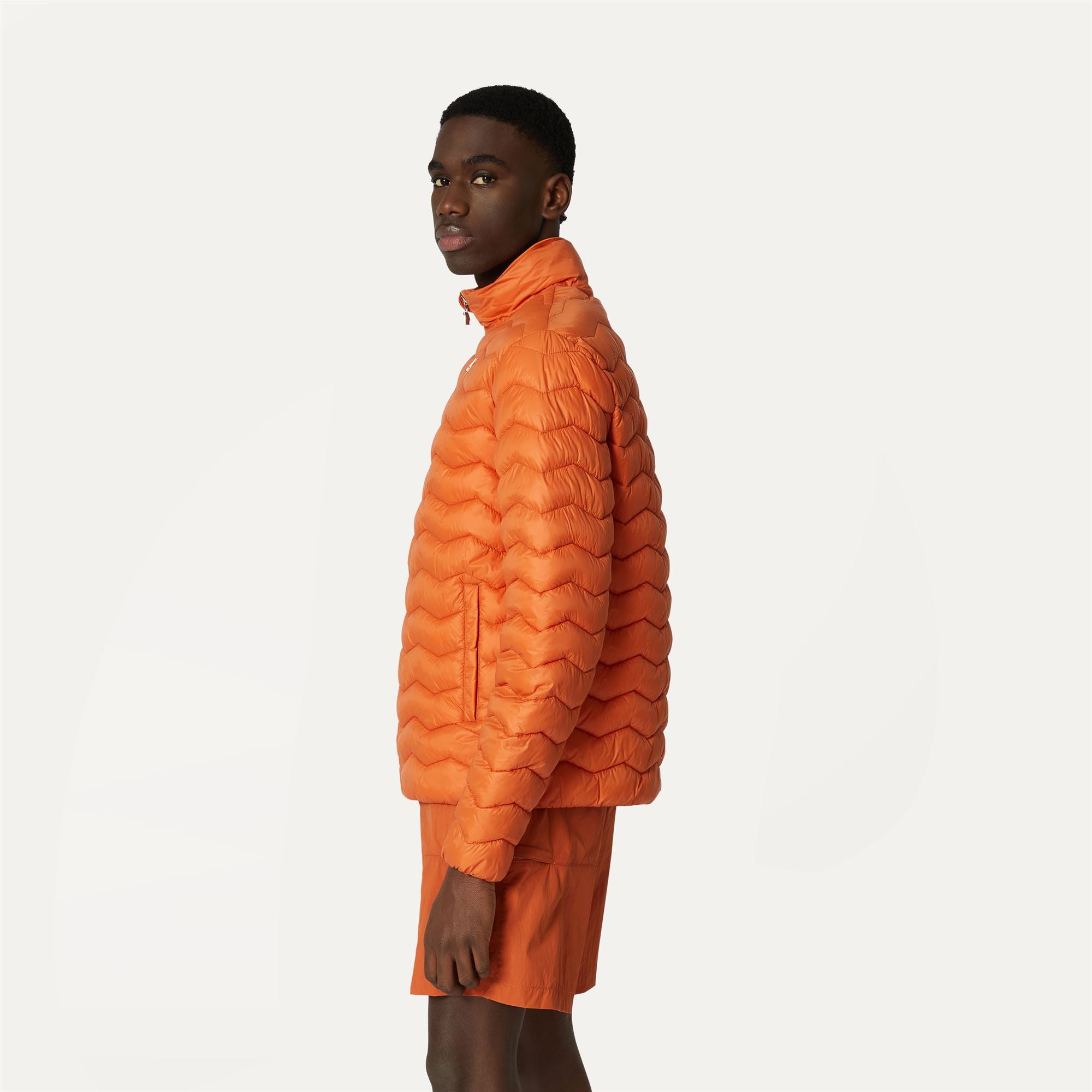 Jackets_MAN_VALENTINE QUILTED WARM_Short_ORANGE COPPER - Commercial 5