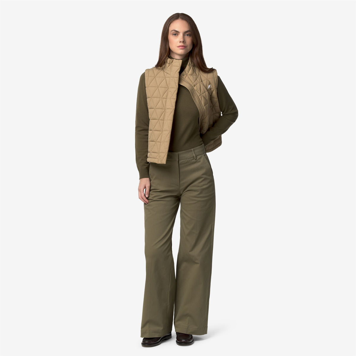 Pants_Woman_TYANNE TWILL TECH PEACH_Chino_Green Army - Commercial 7