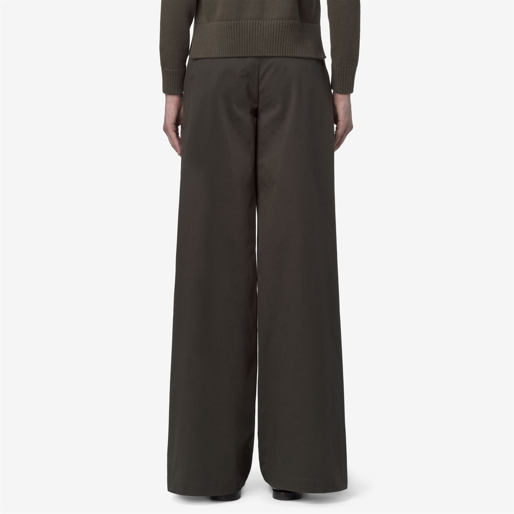 Pants_WOMAN_TYANNE TWILL TECH PEACH_Chino_Black Olive - Commercial 6