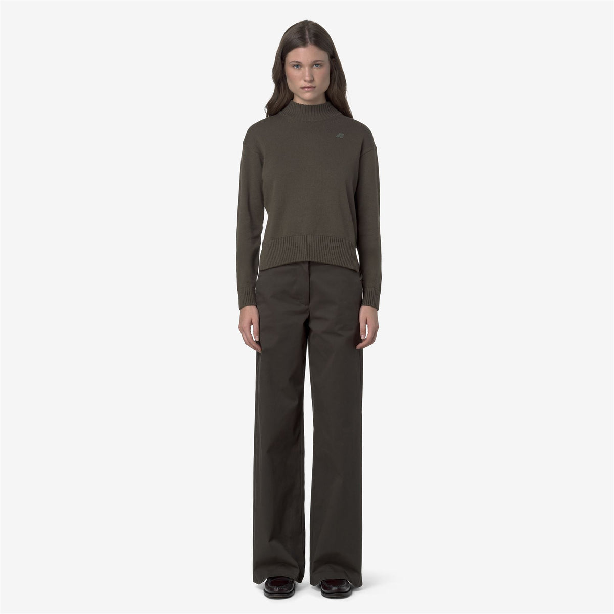 Pants_WOMAN_TYANNE TWILL TECH PEACH_Chino_Black Olive - Commercial 4